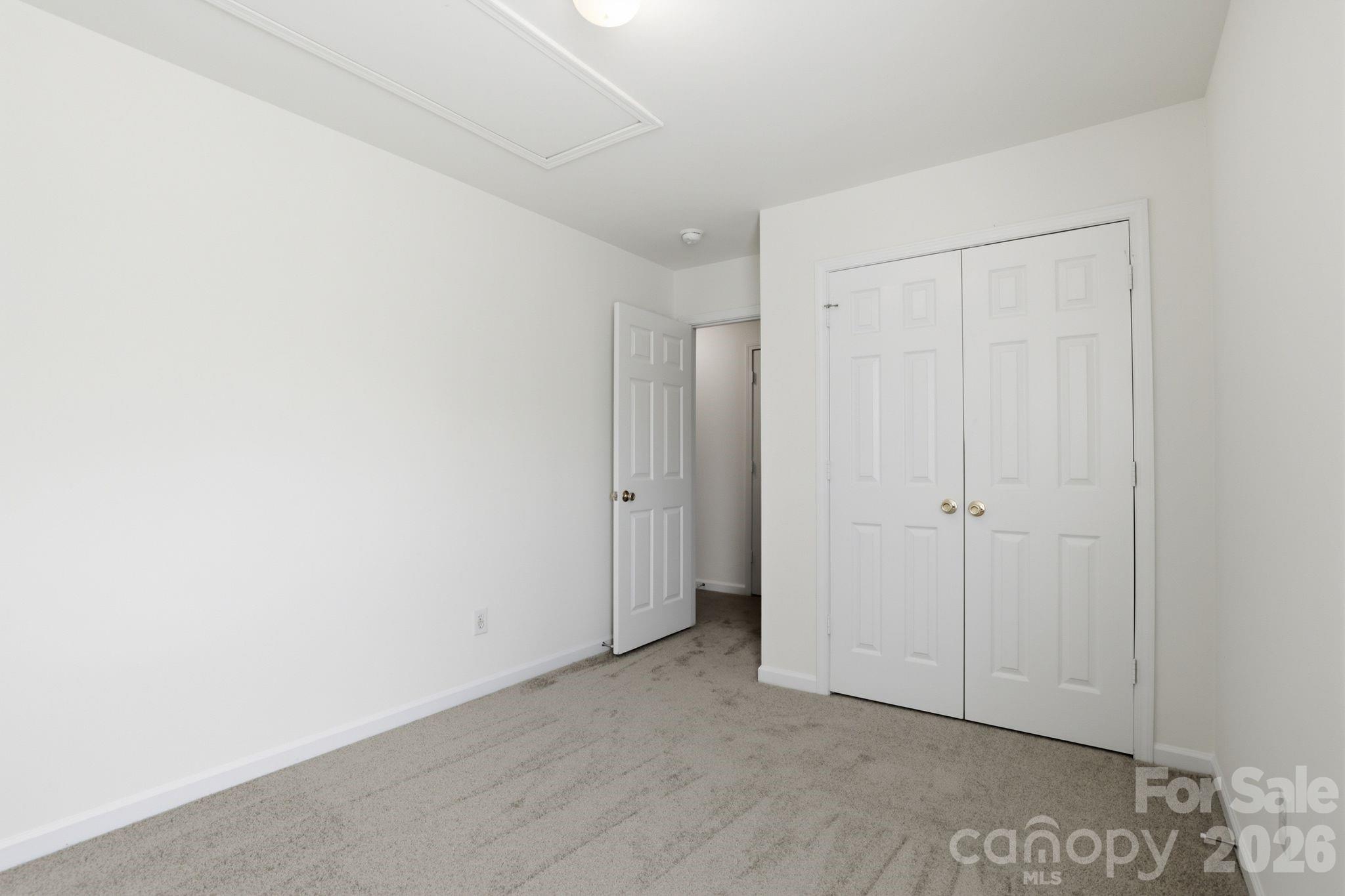 5623 Henderson Oaks Drive — Charlotte