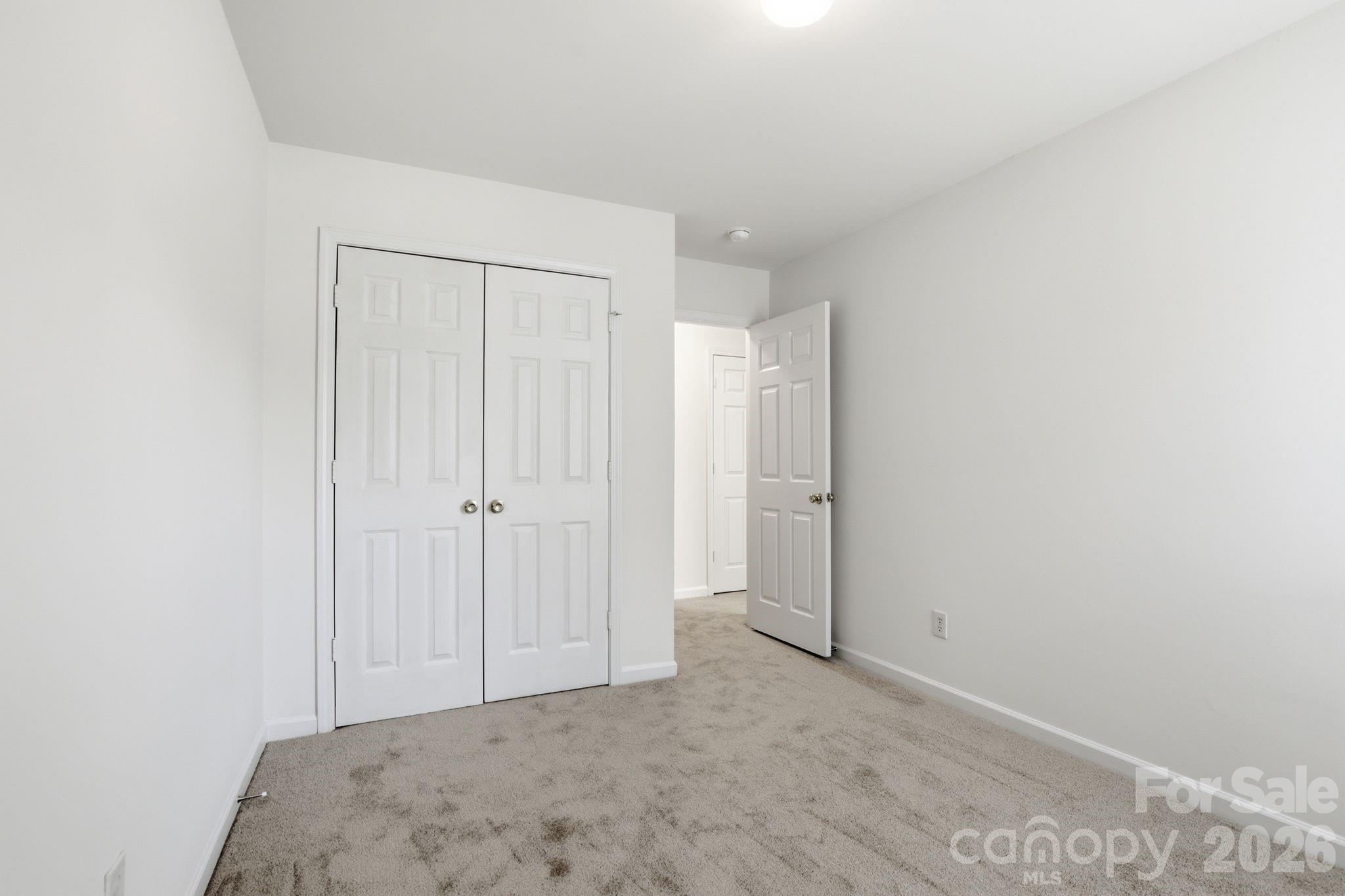 5623 Henderson Oaks Drive — Charlotte