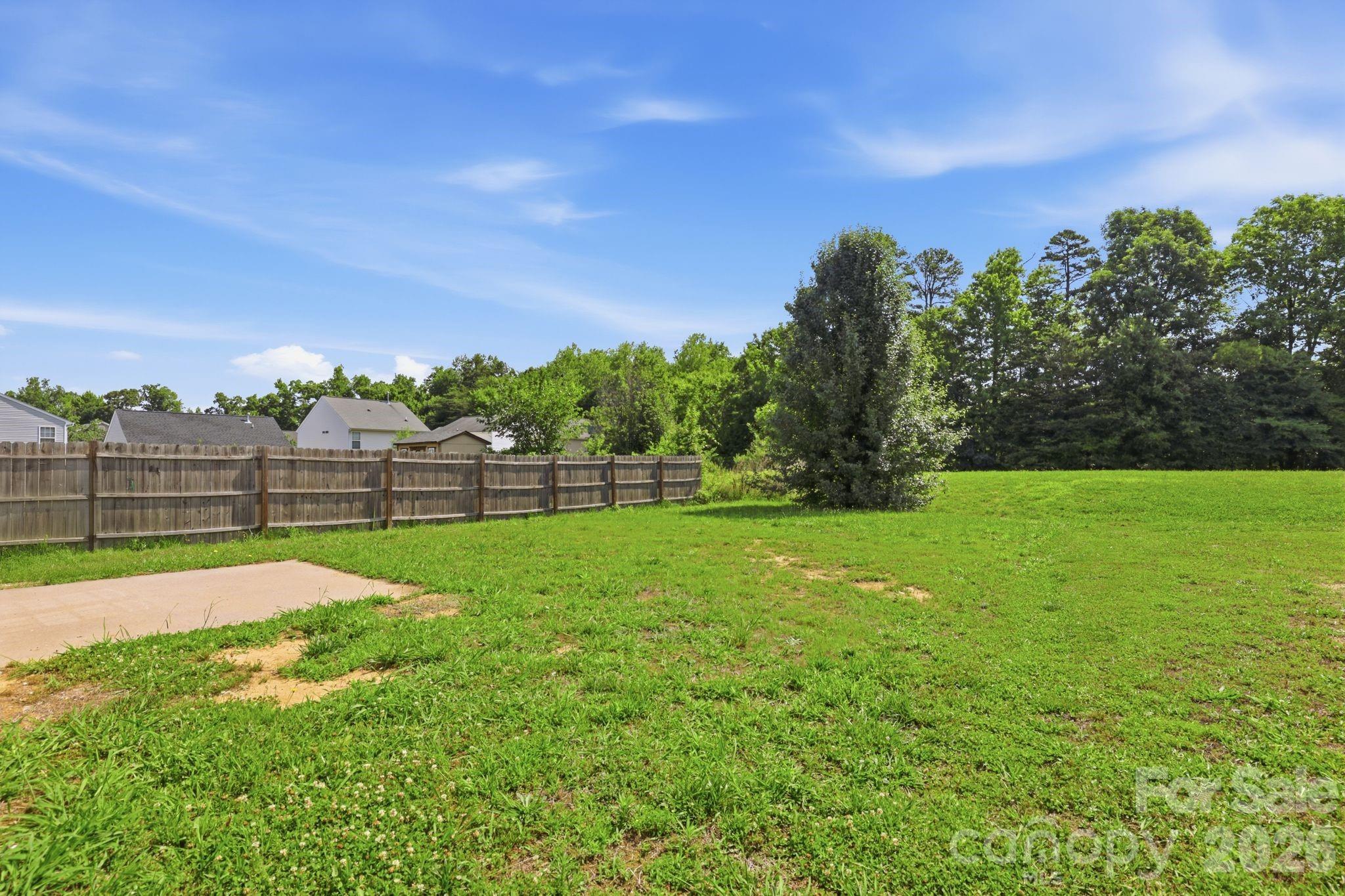 5623 Henderson Oaks Drive — Charlotte