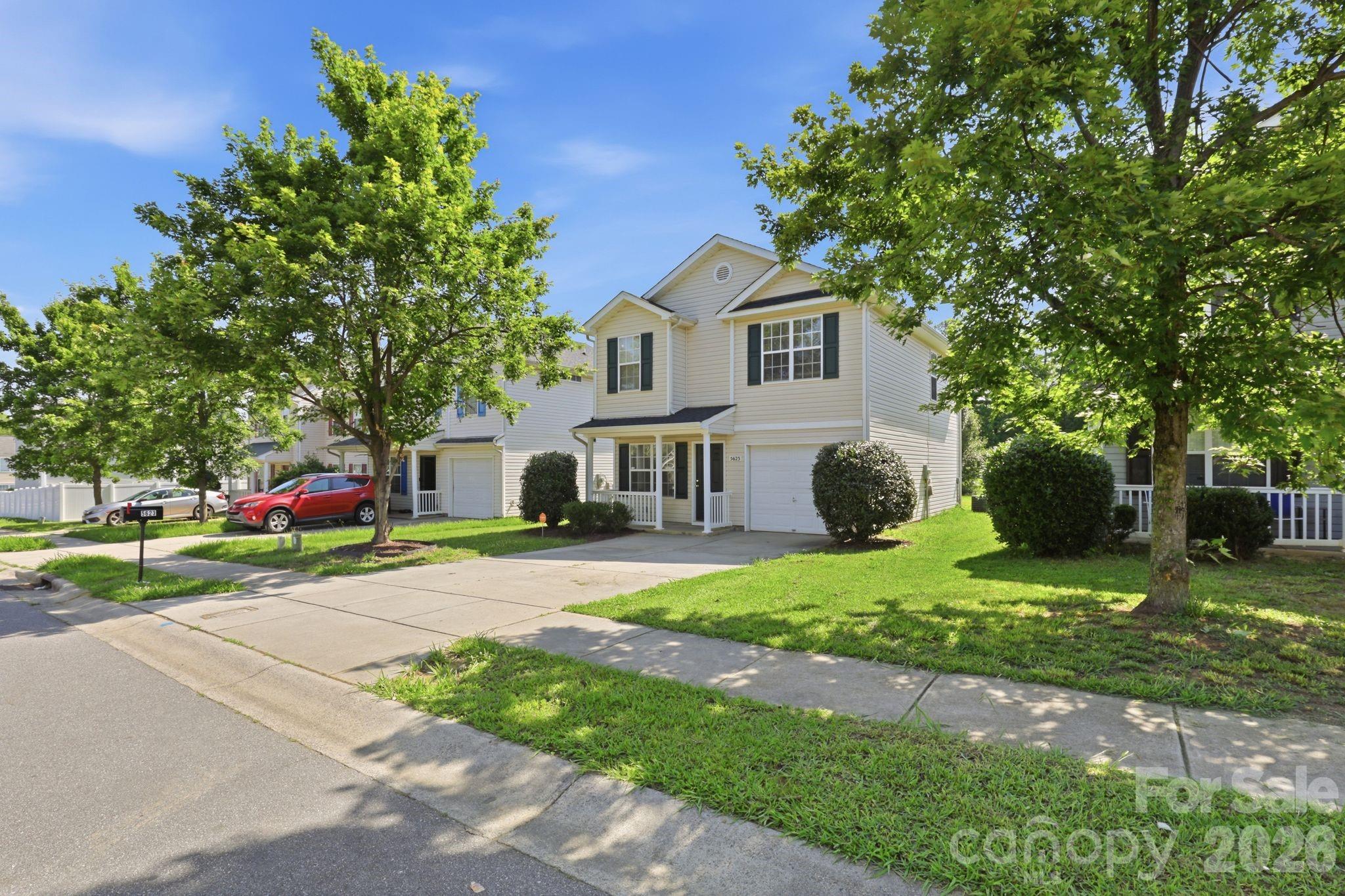 5623 Henderson Oaks Drive — Charlotte