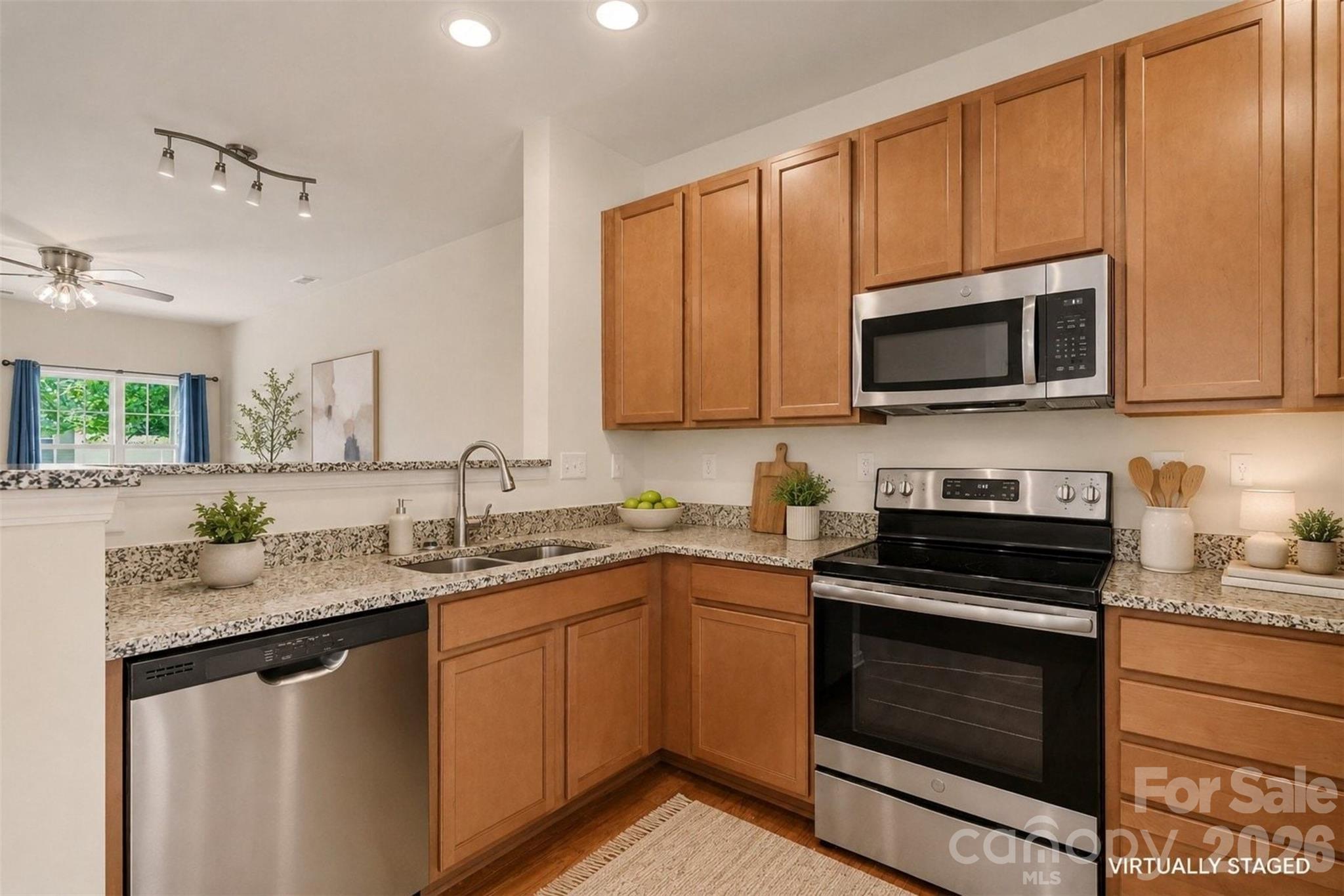 13635 Browhill Lane — Charlotte