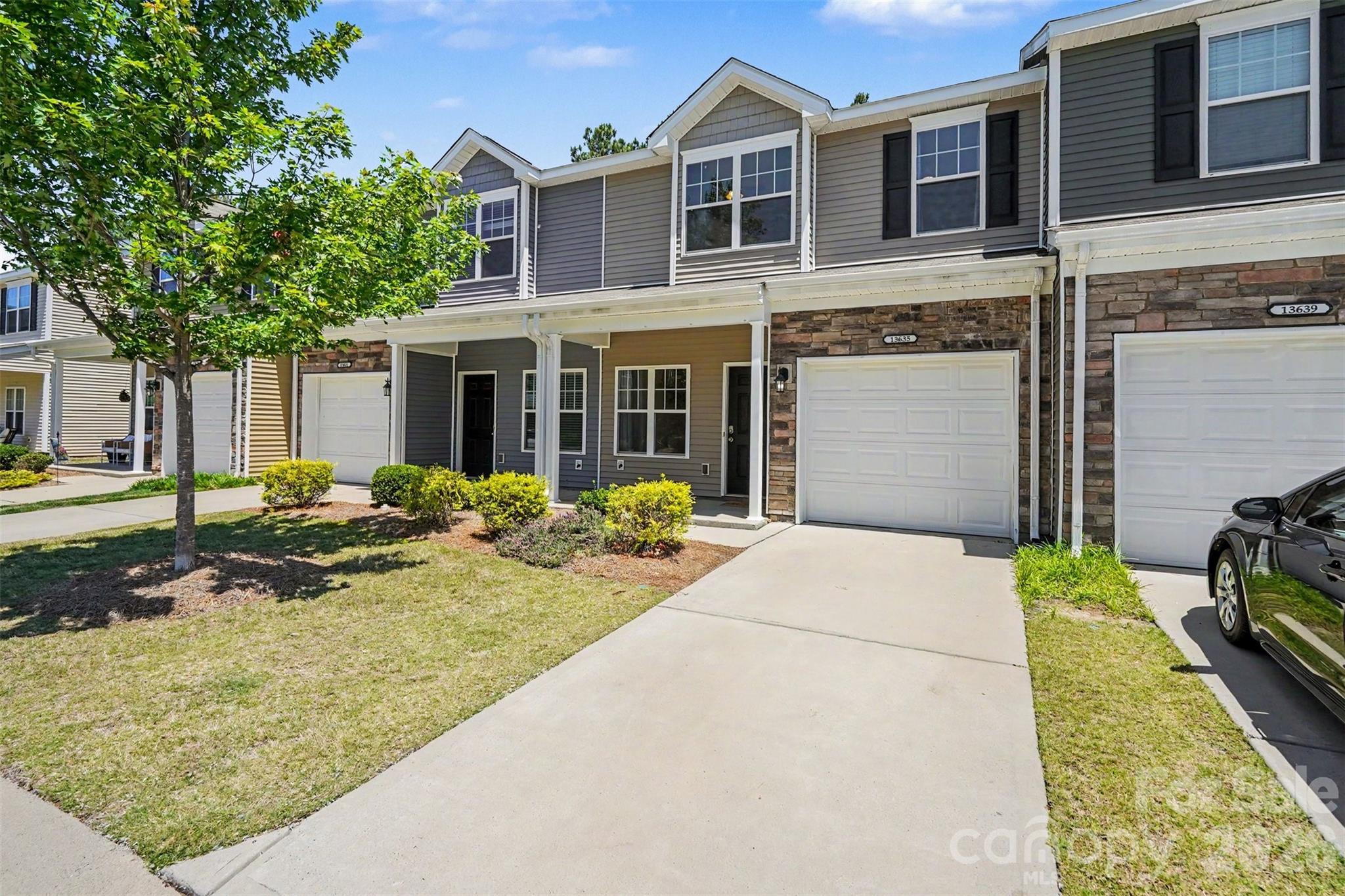 13635 Browhill Lane — Charlotte