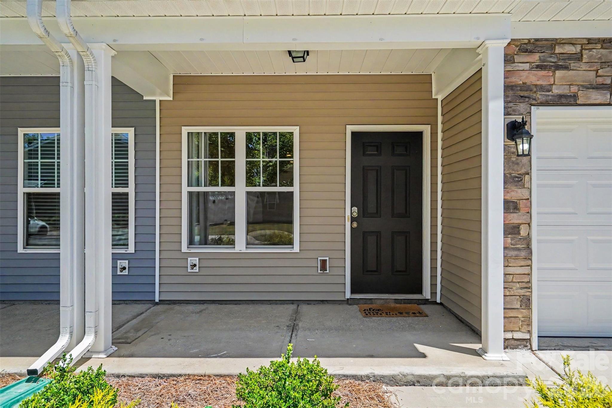 13635 Browhill Lane — Charlotte