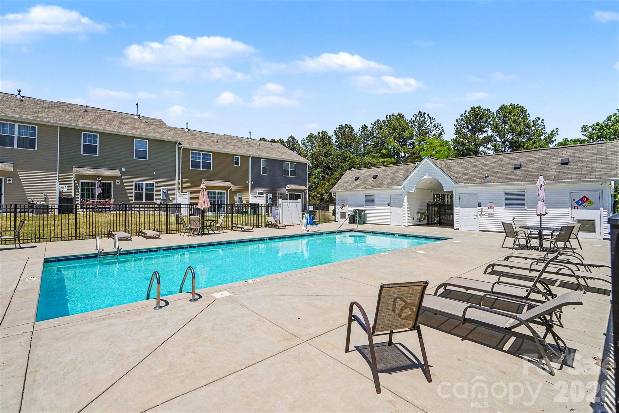 13635 Browhill Lane — Charlotte