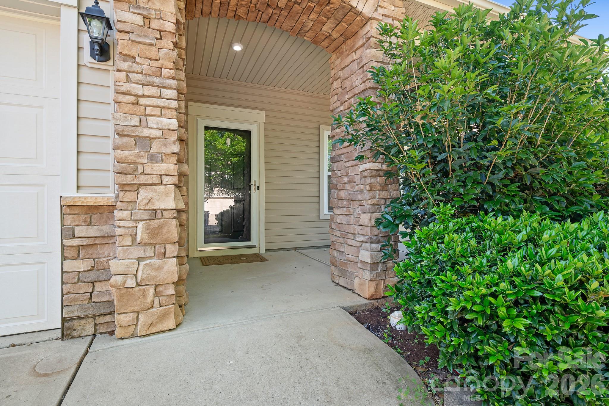 2059 Blue Iris Drive — Matthews