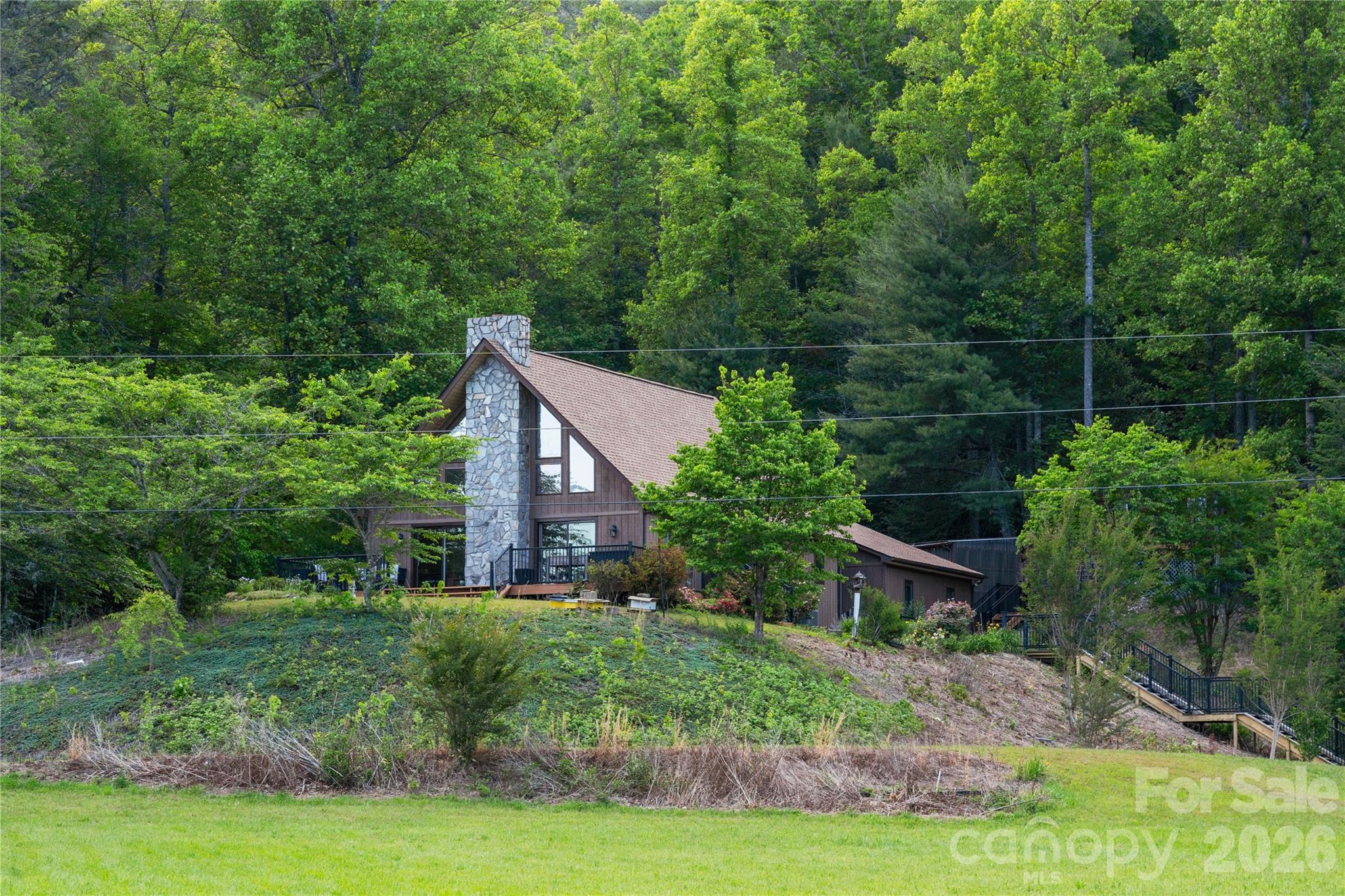 6029 Mulberry Church Road — Lenoir
