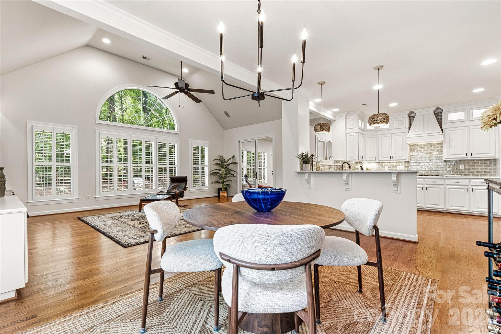 5028 Foxbriar Trail — Charlotte