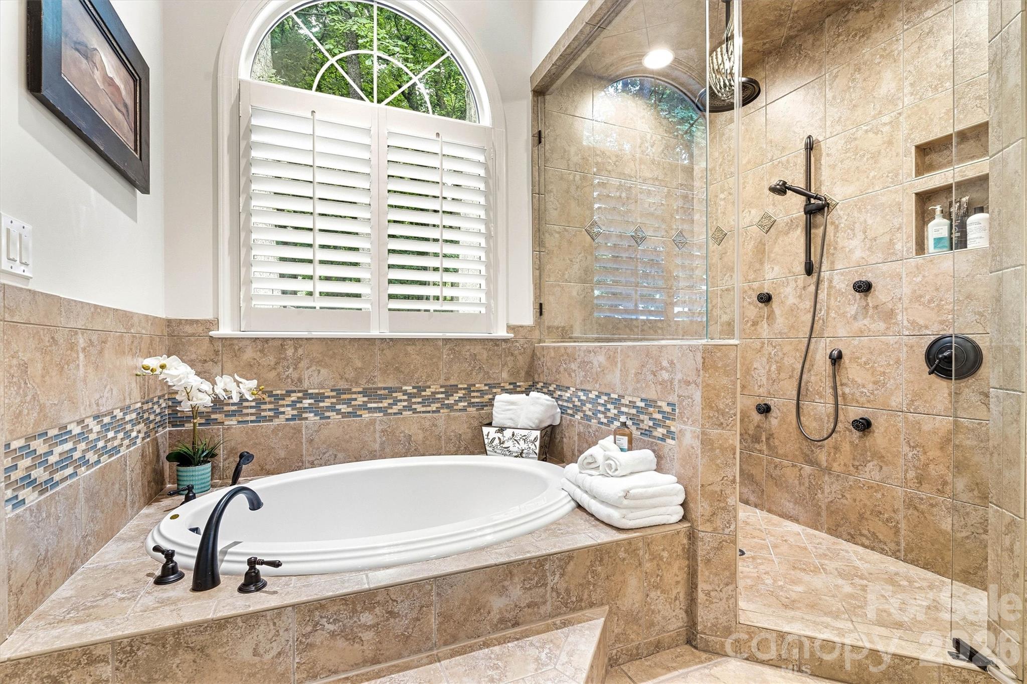 5028 Foxbriar Trail — Charlotte