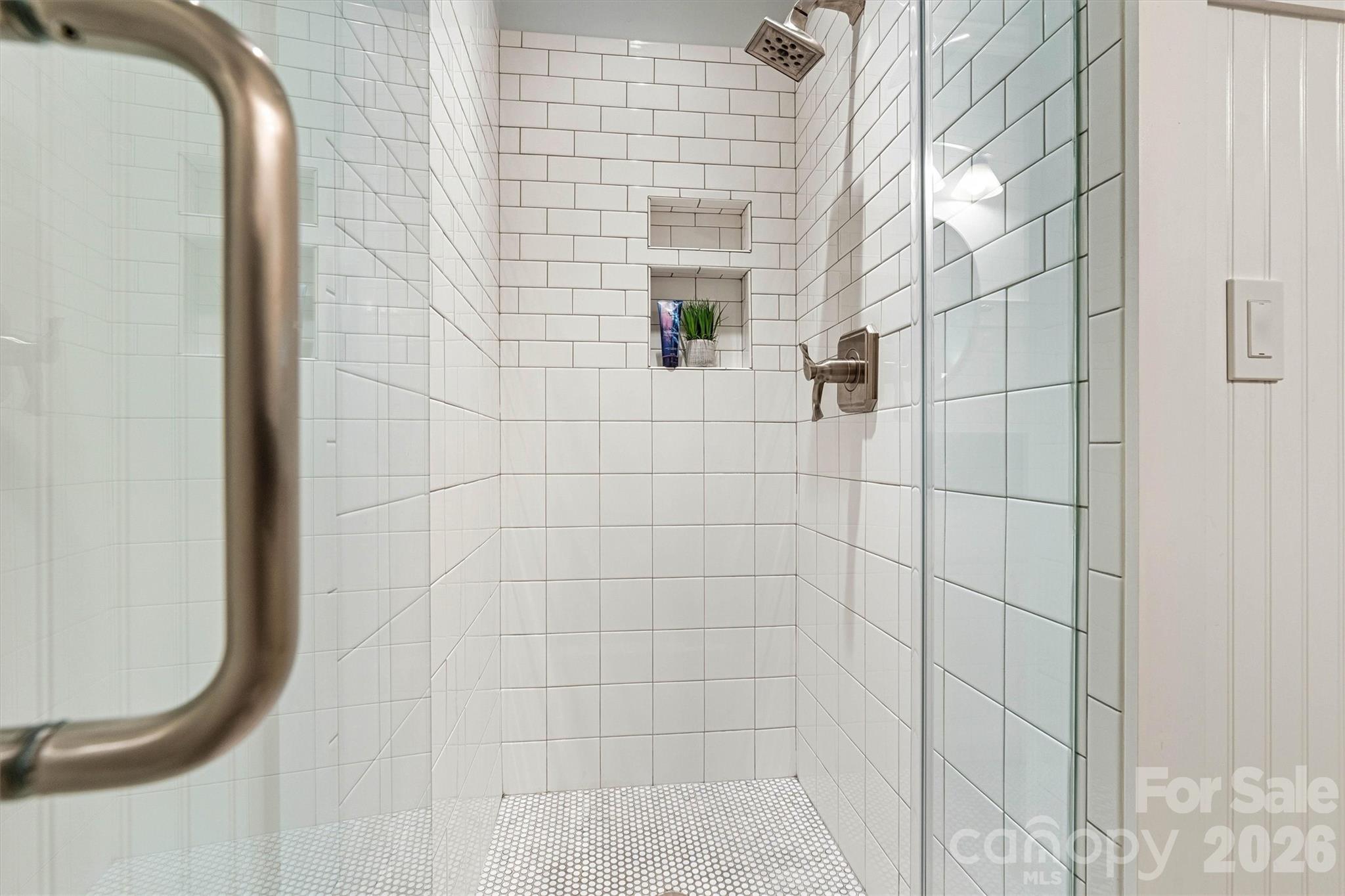 5028 Foxbriar Trail — Charlotte