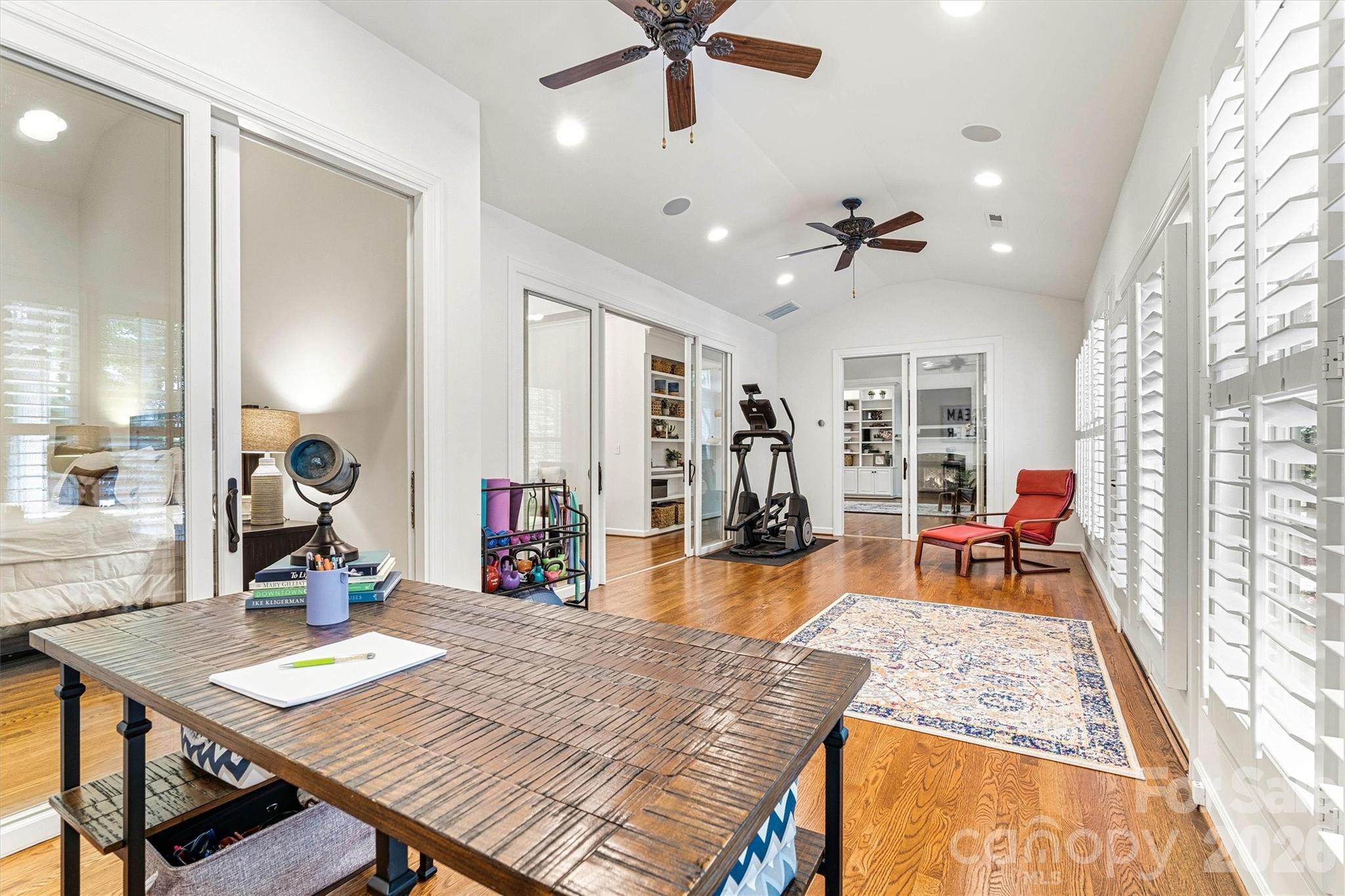 5028 Foxbriar Trail — Charlotte