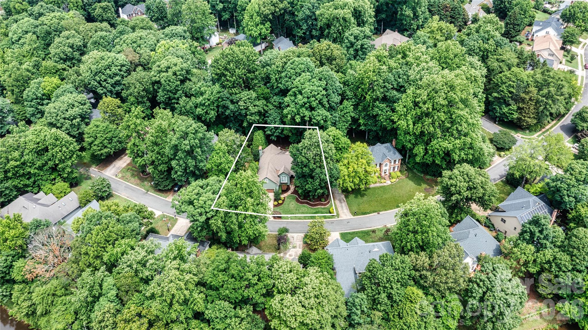 5028 Foxbriar Trail — Charlotte