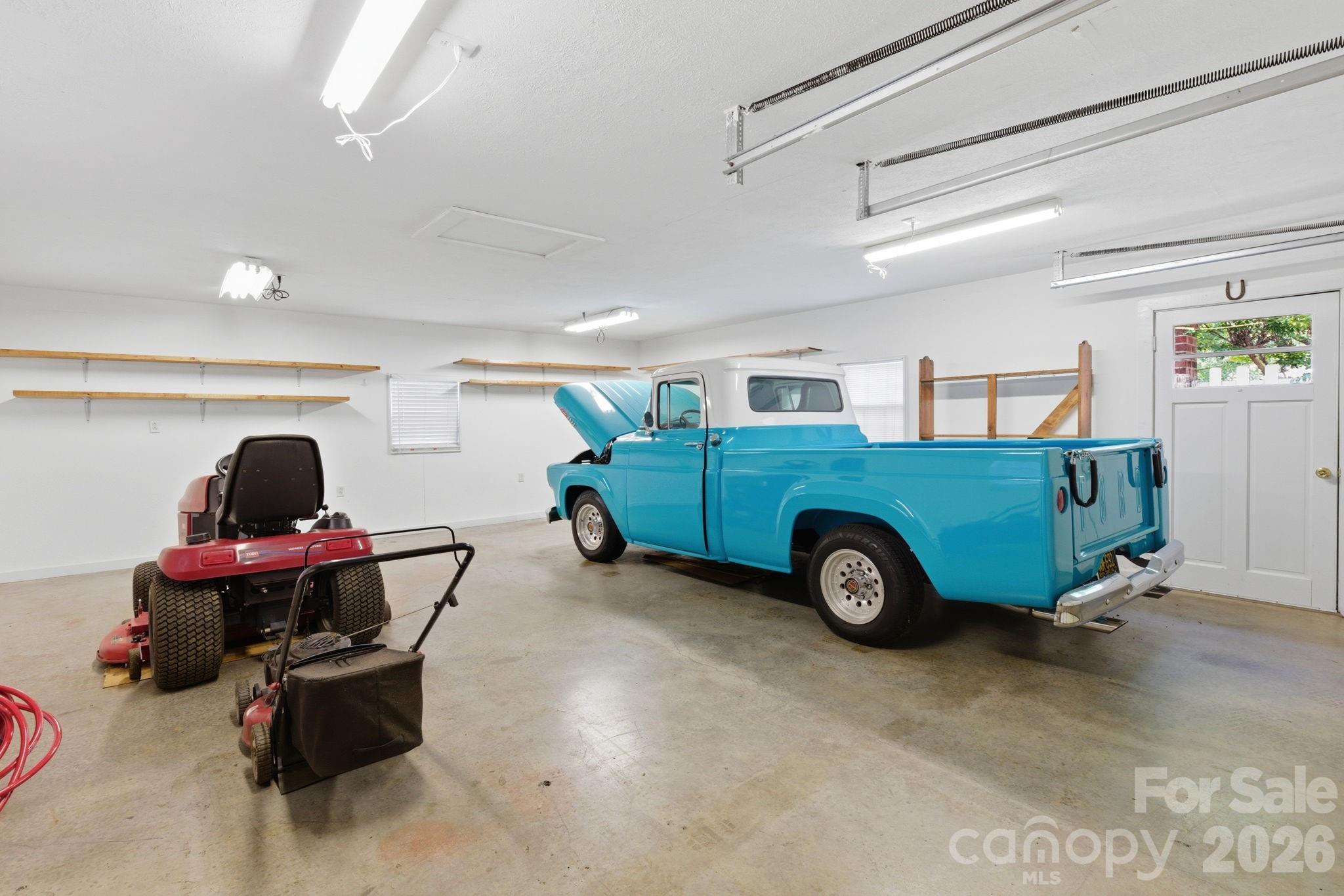 912 Briggs Street NW — Valdese