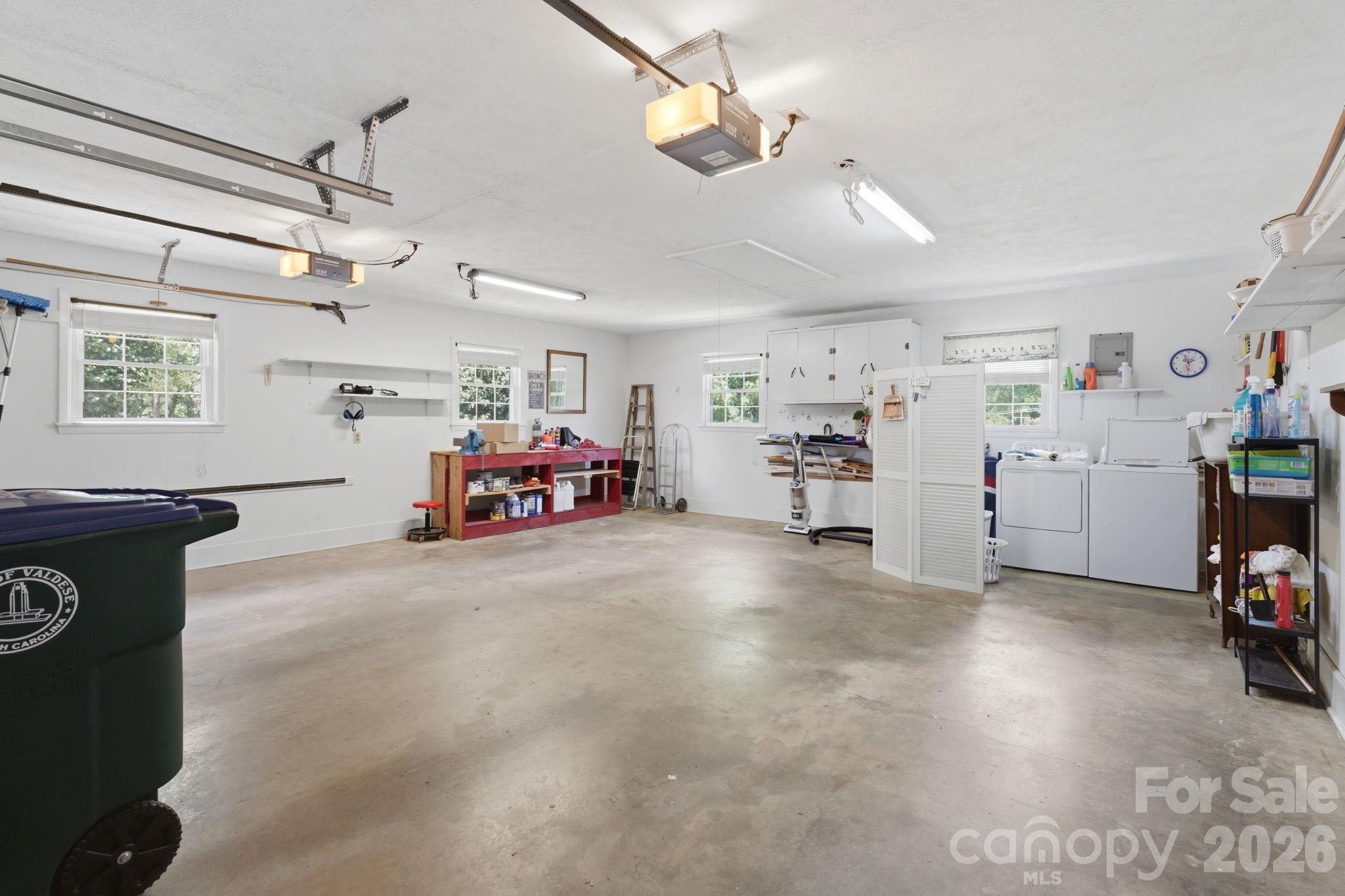 912 Briggs Street NW — Valdese
