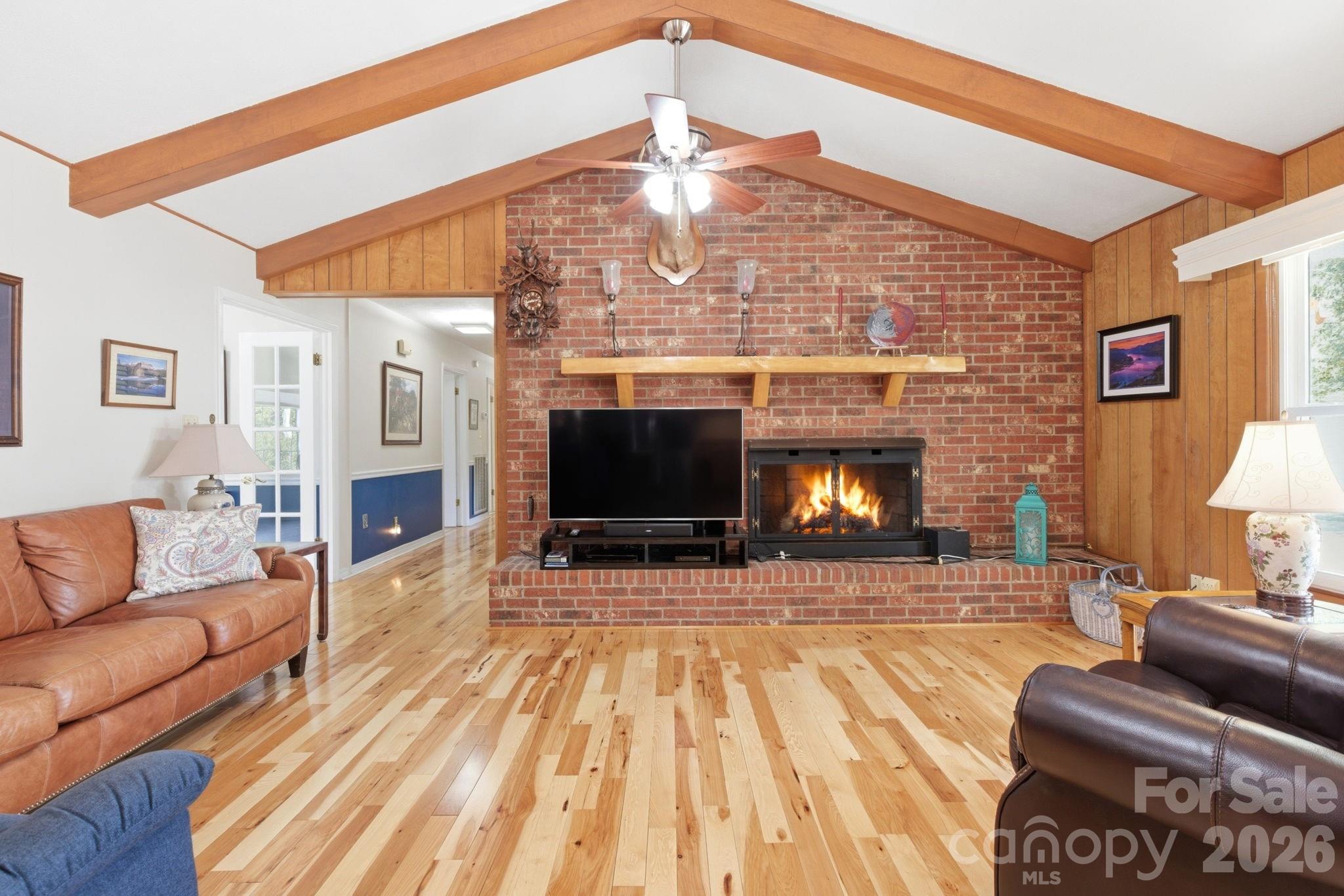 912 Briggs Street NW — Valdese