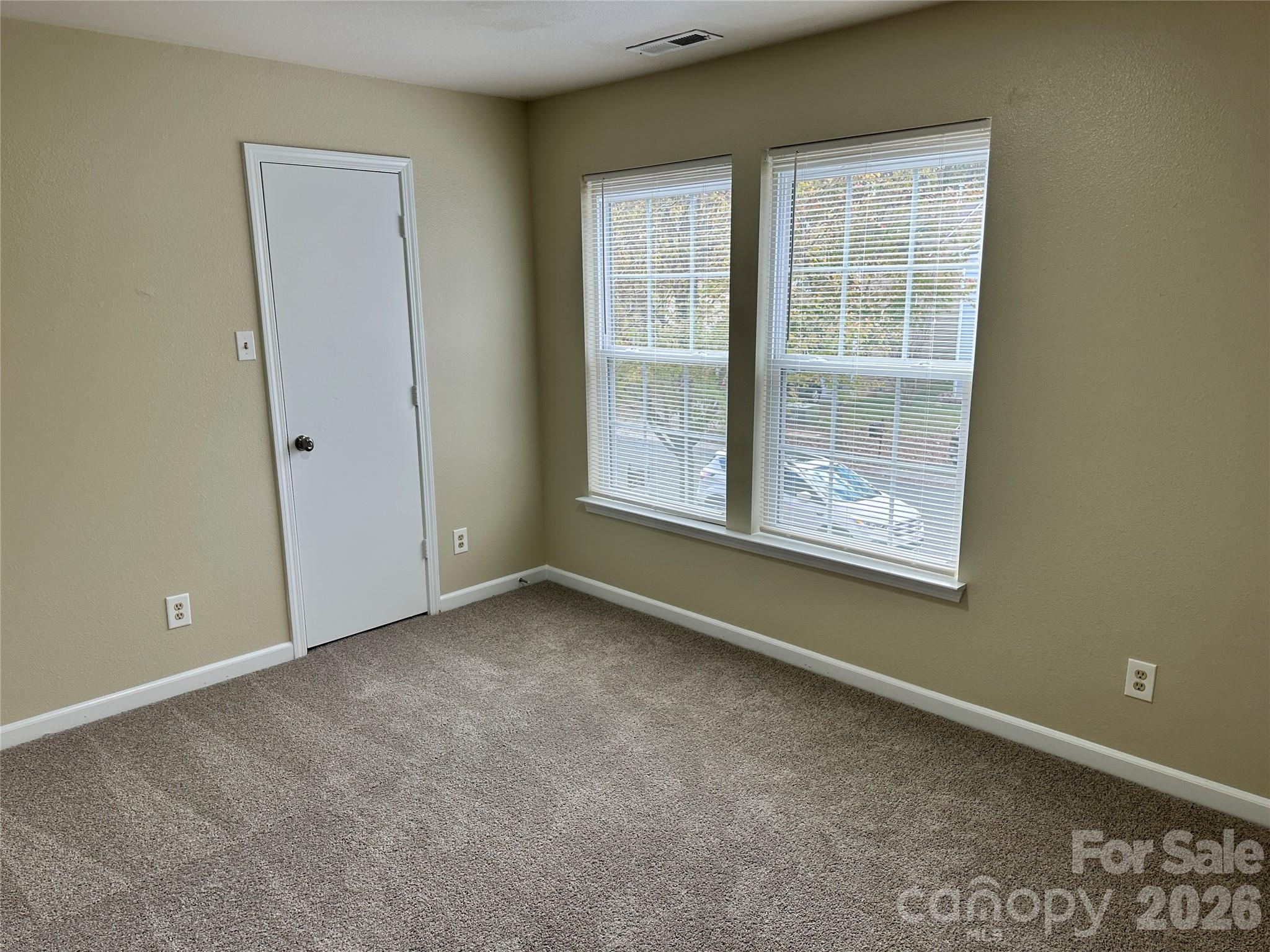 3042 Meadow Knoll Drive — Charlotte
