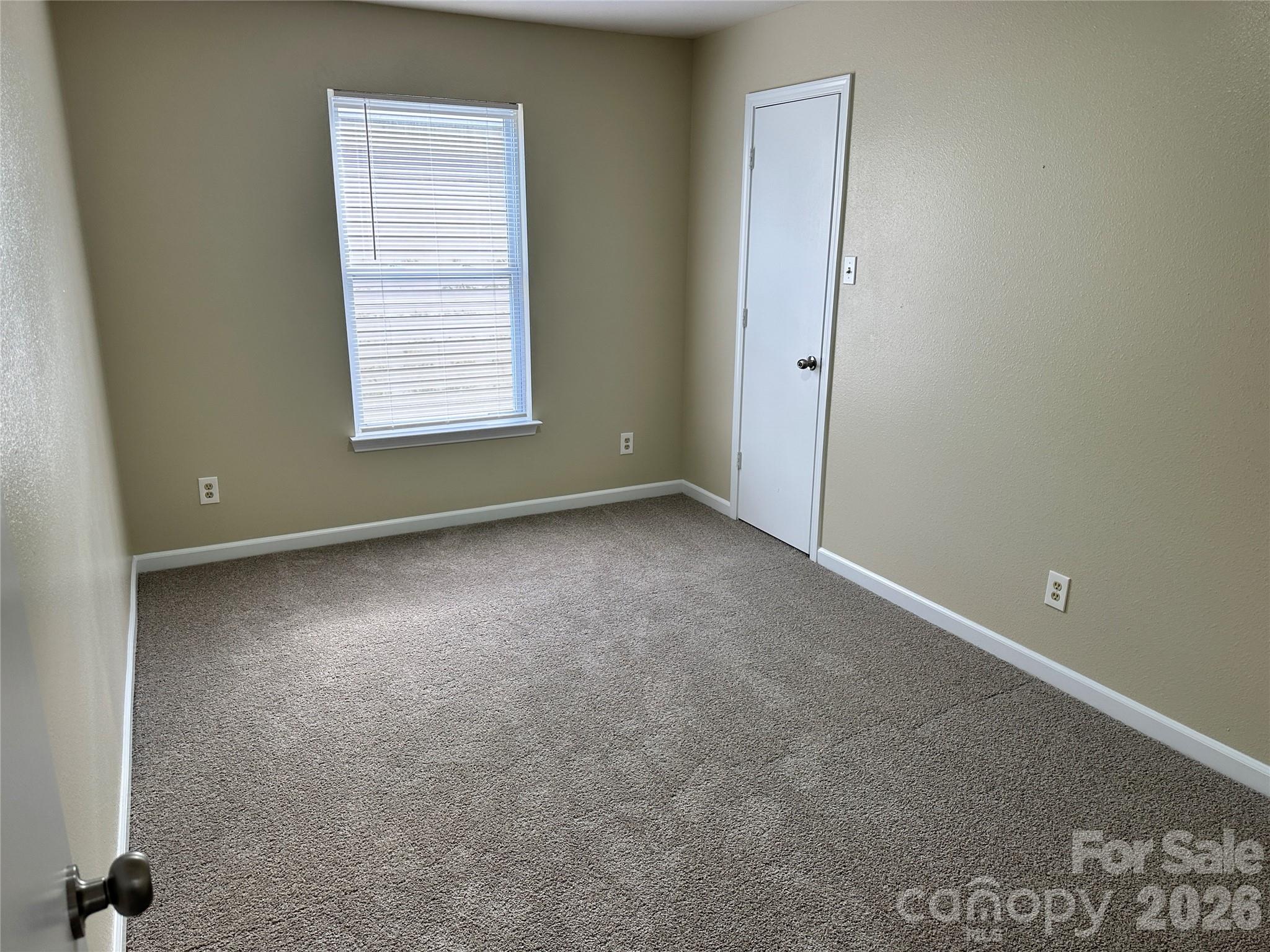 3042 Meadow Knoll Drive — Charlotte