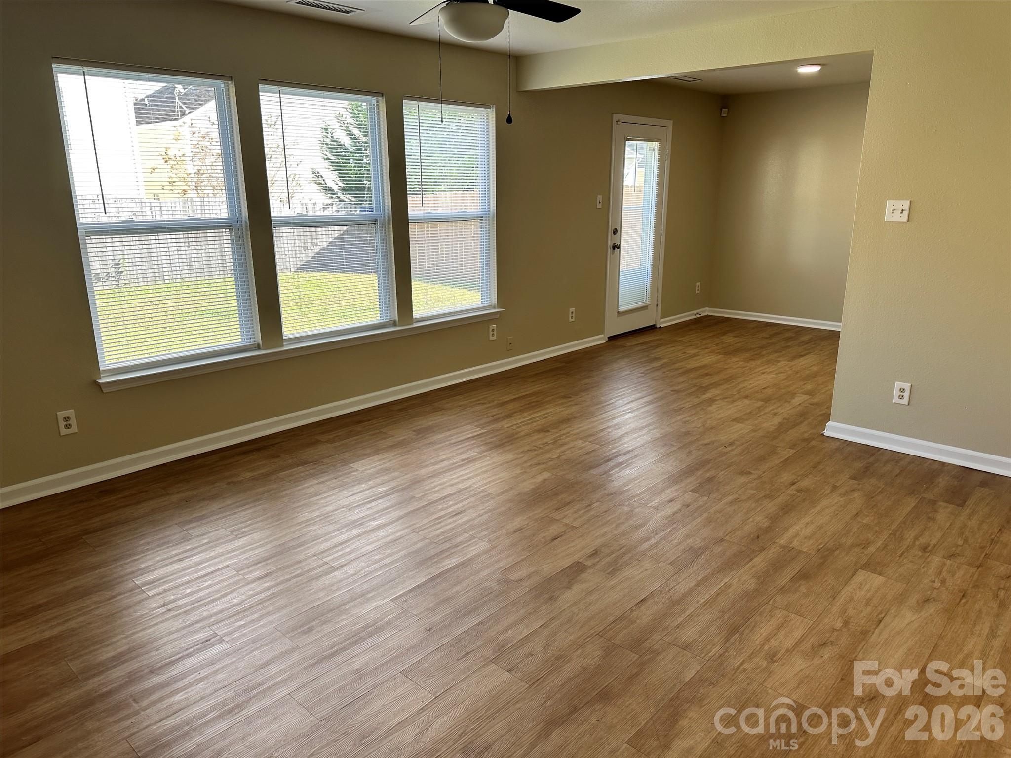 3042 Meadow Knoll Drive — Charlotte
