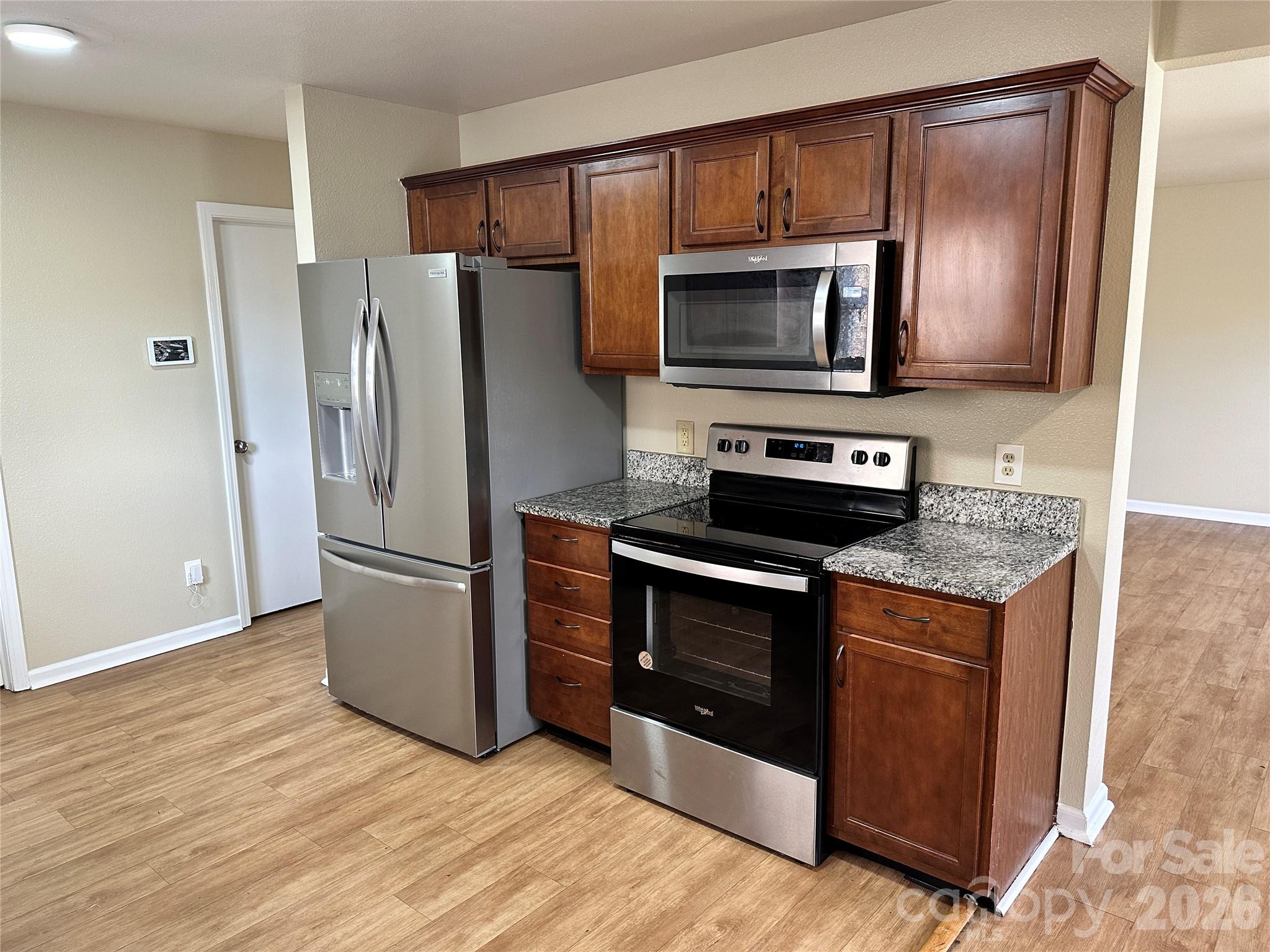 3042 Meadow Knoll Drive — Charlotte