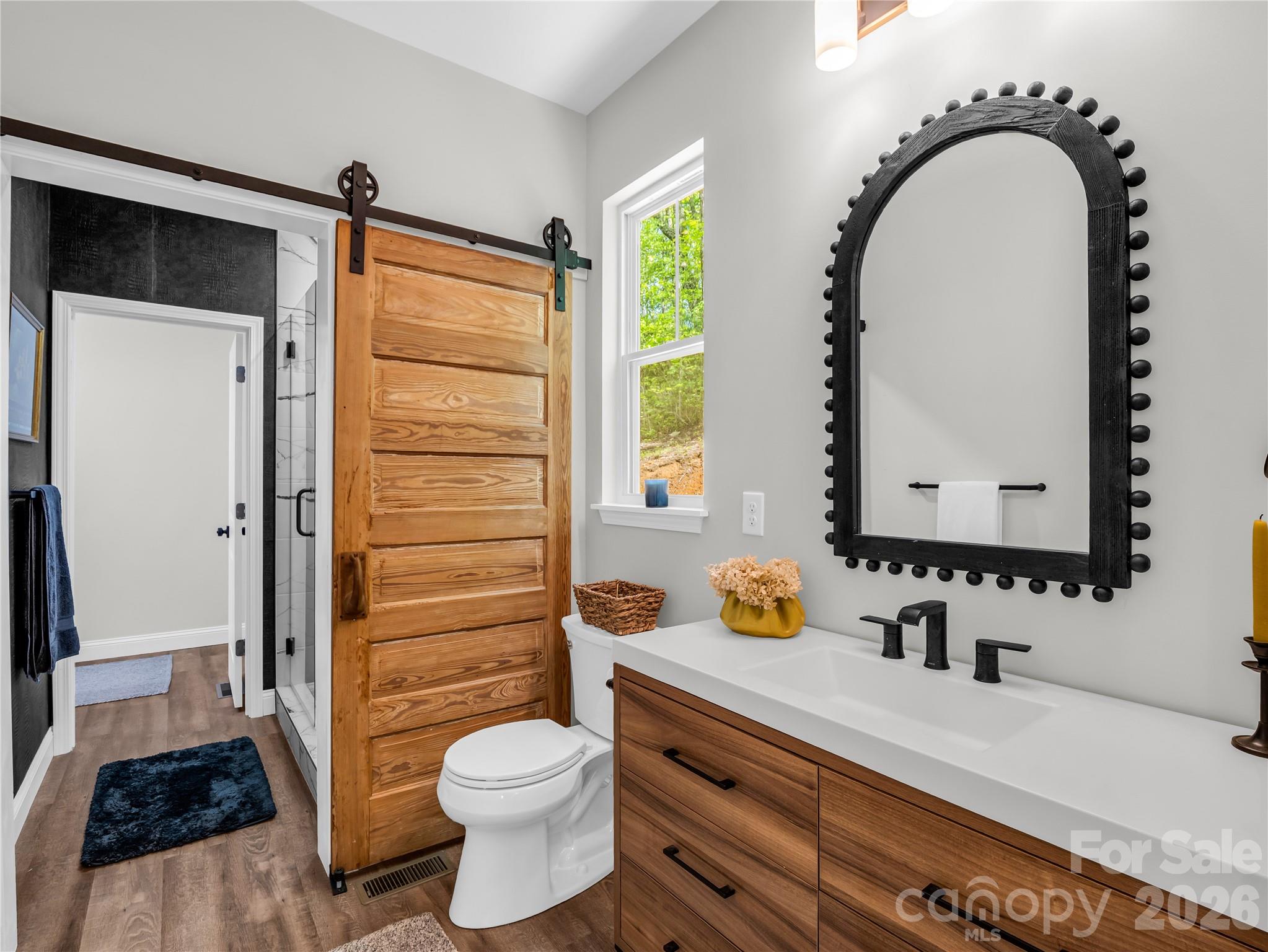 737 Melrose Mountain Road — Tryon