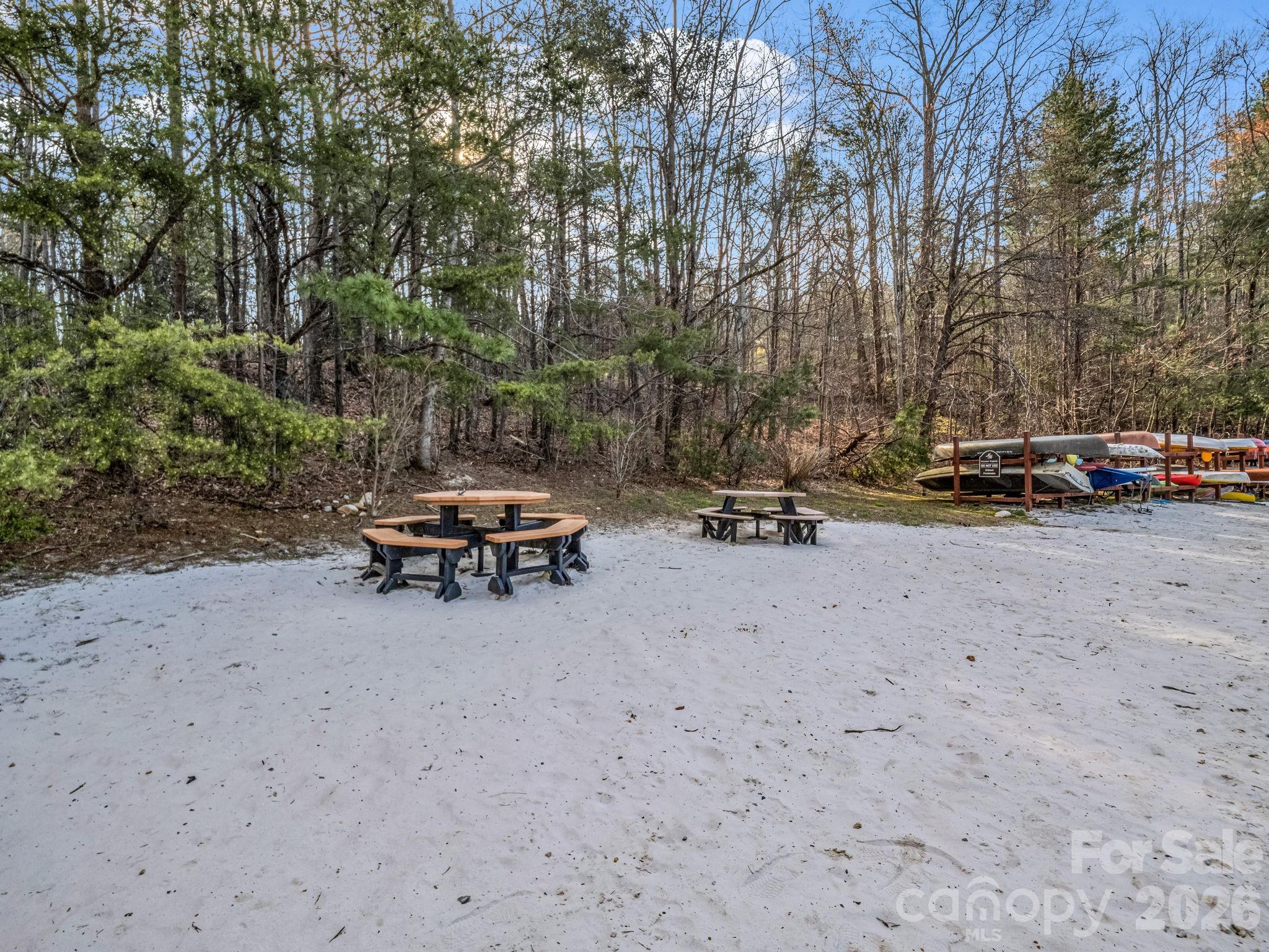 737 Melrose Mountain Road — Tryon