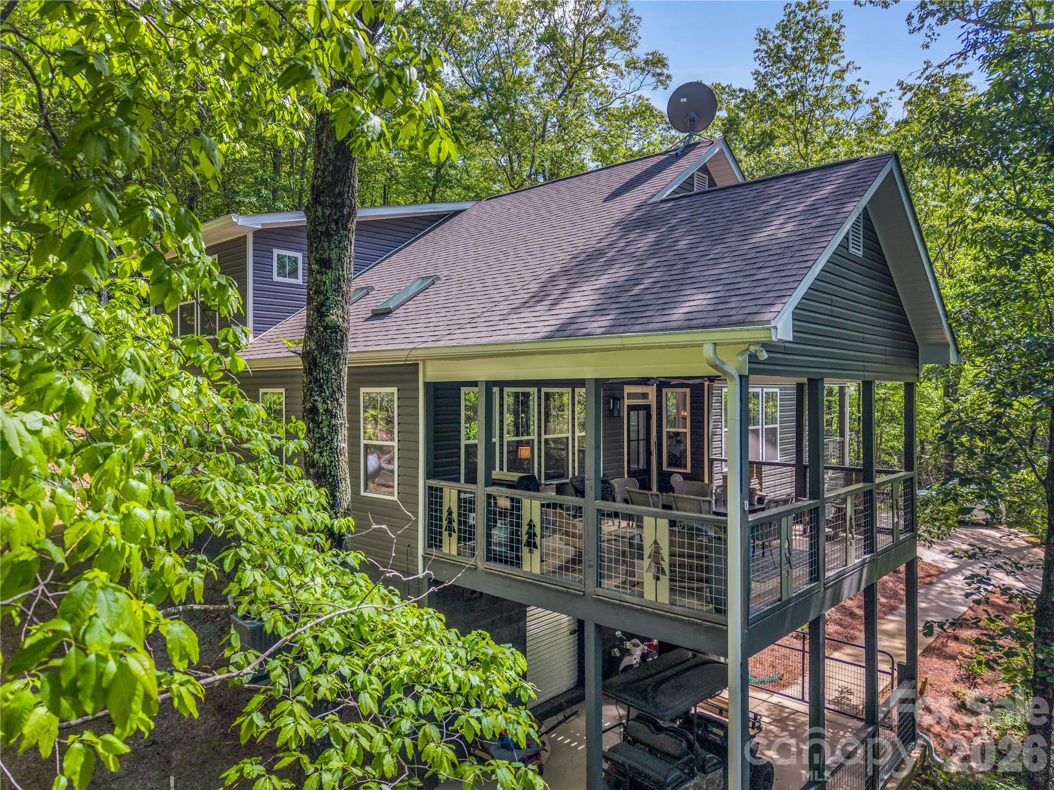 737 Melrose Mountain Road — Tryon
