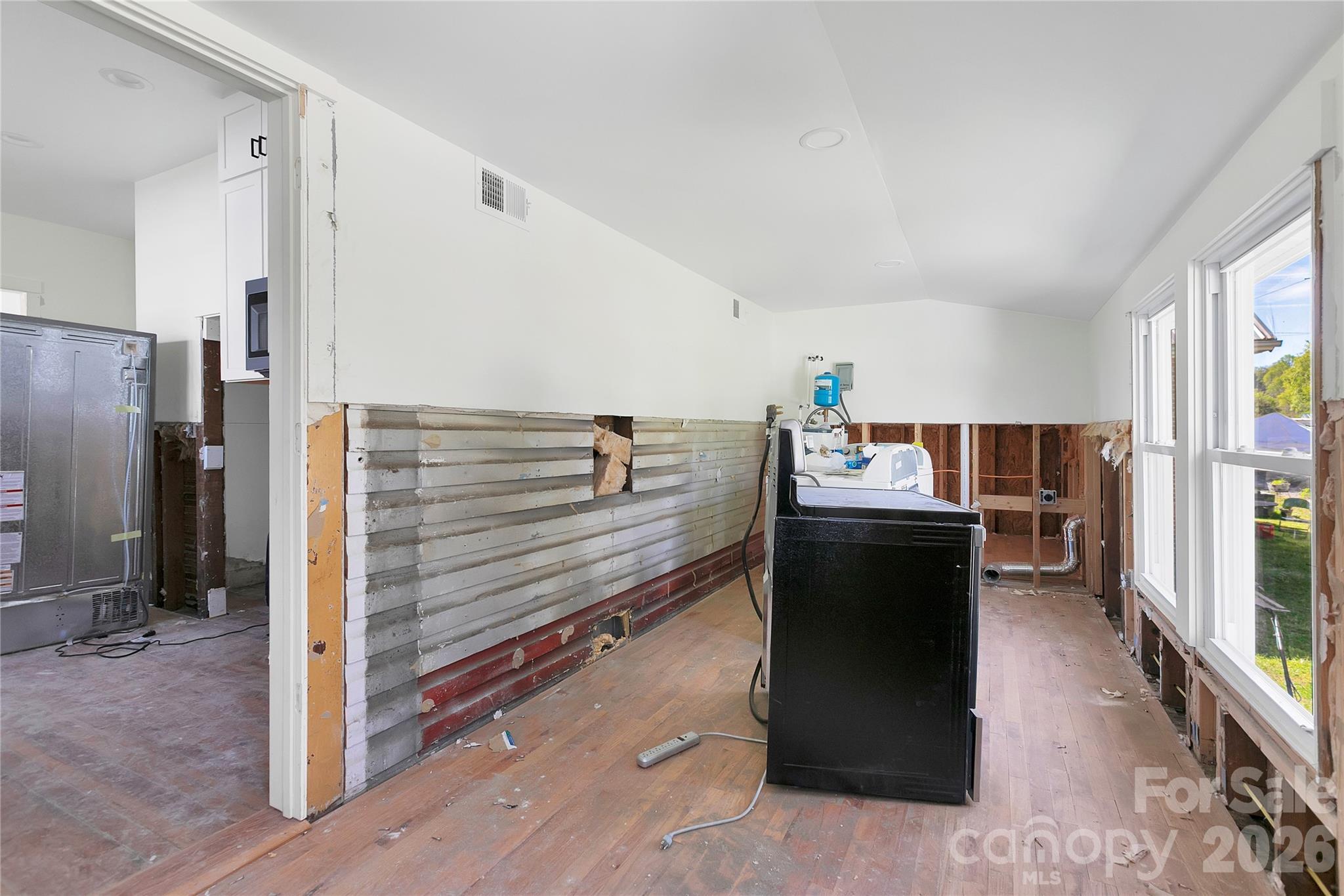220 Main Street — Rosman