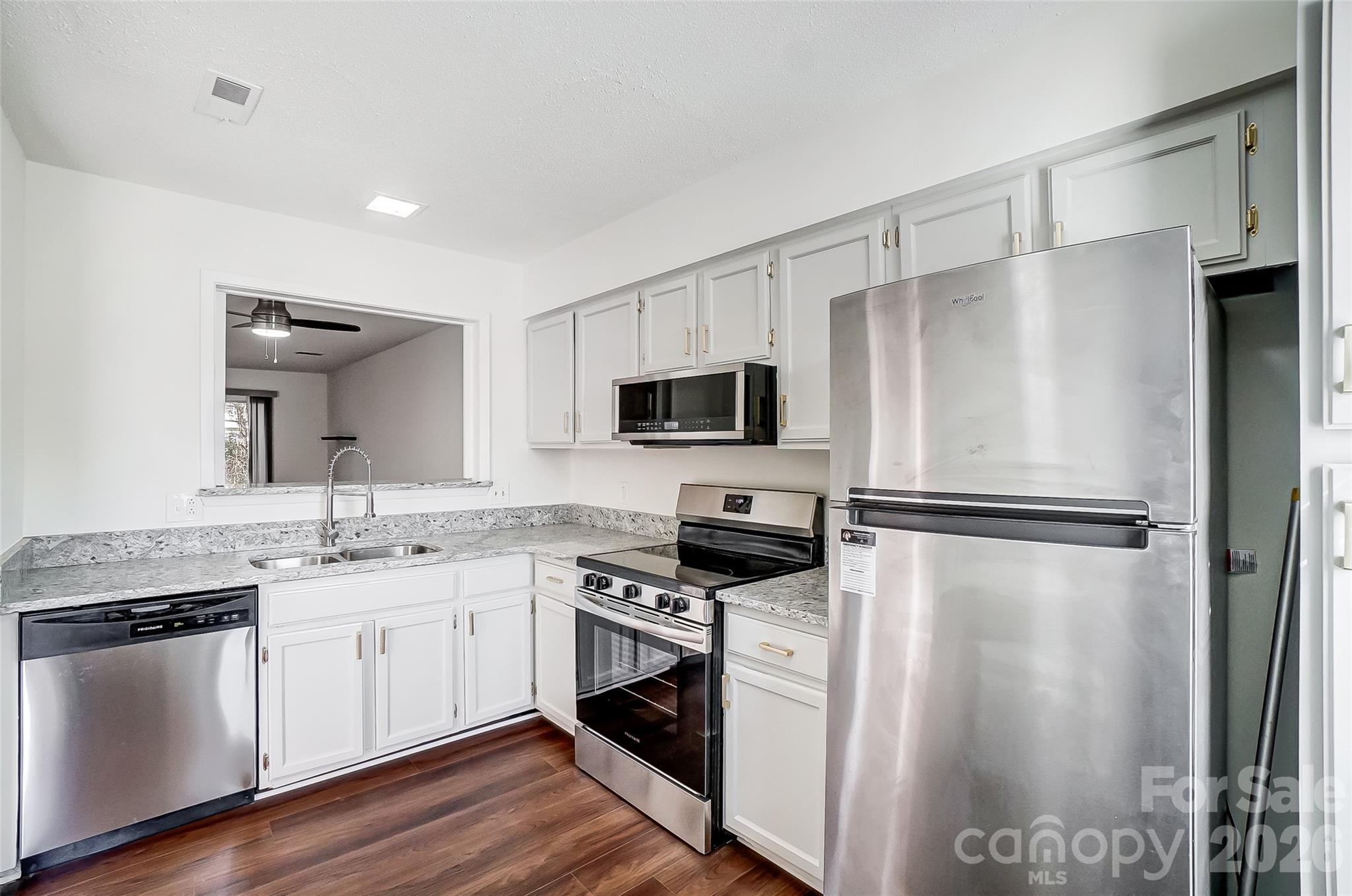 3109 Heathstead Place — Charlotte