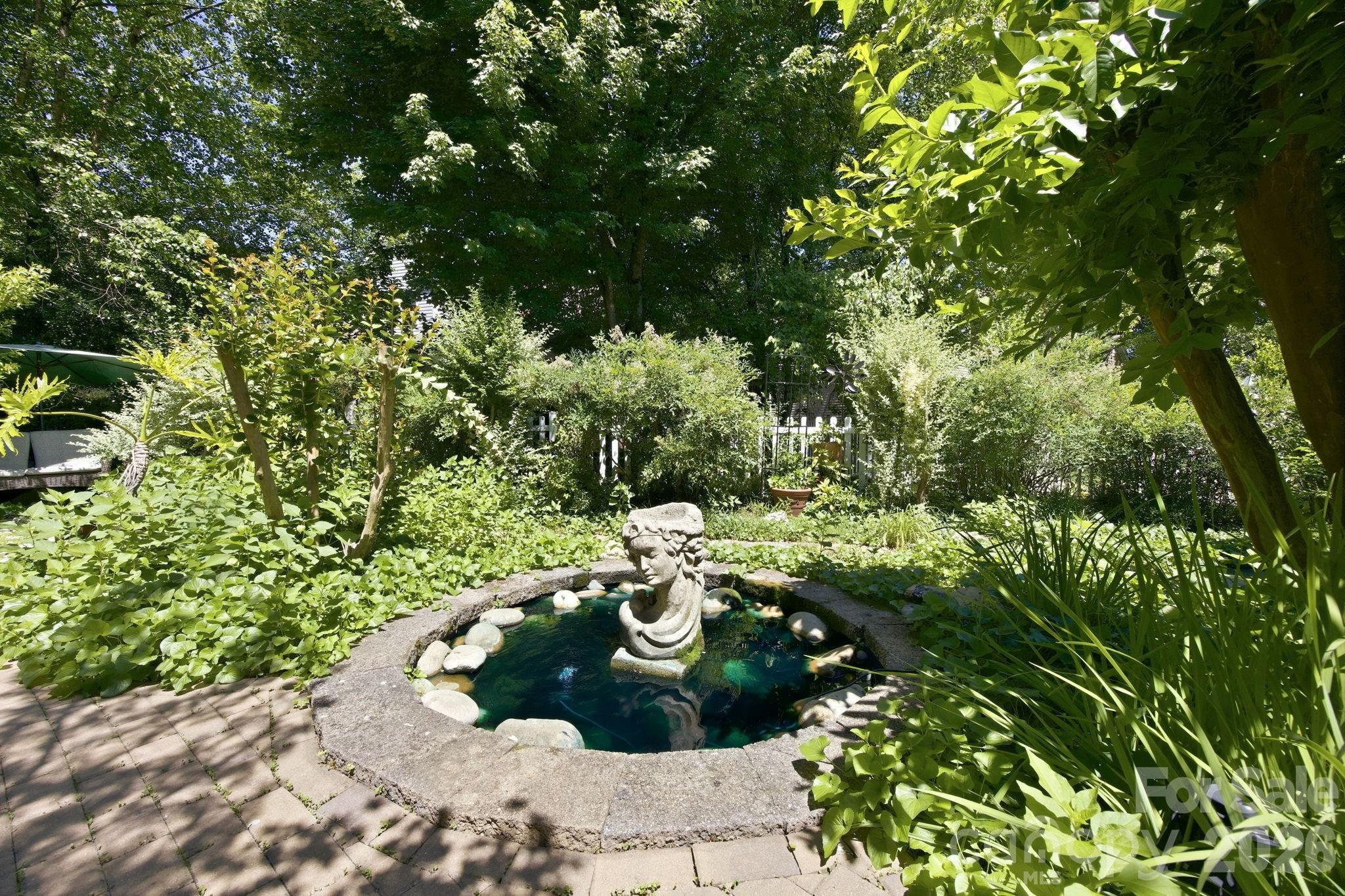 2608 Saintfield Place — Charlotte