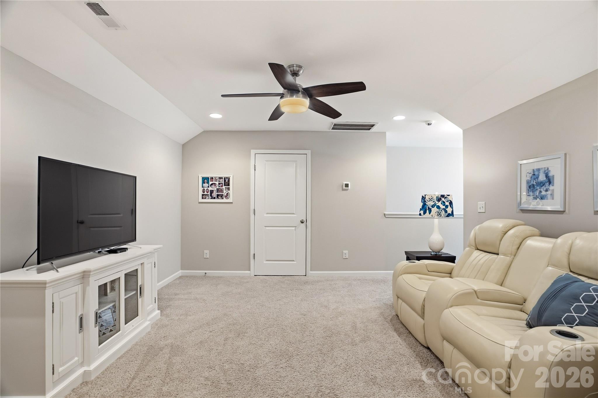 2444 Seagull Drive — Denver