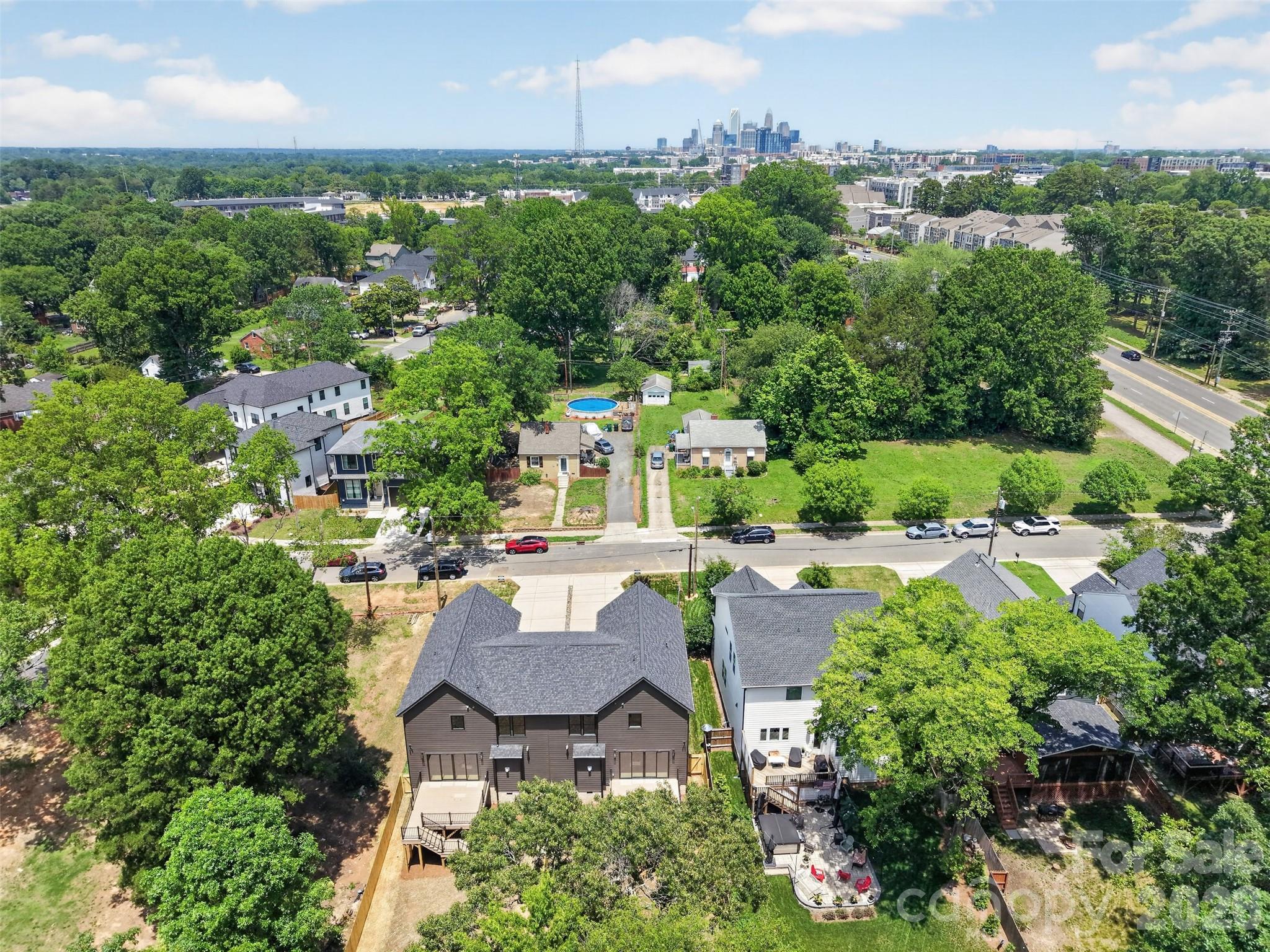 417 W Cama Street — Charlotte