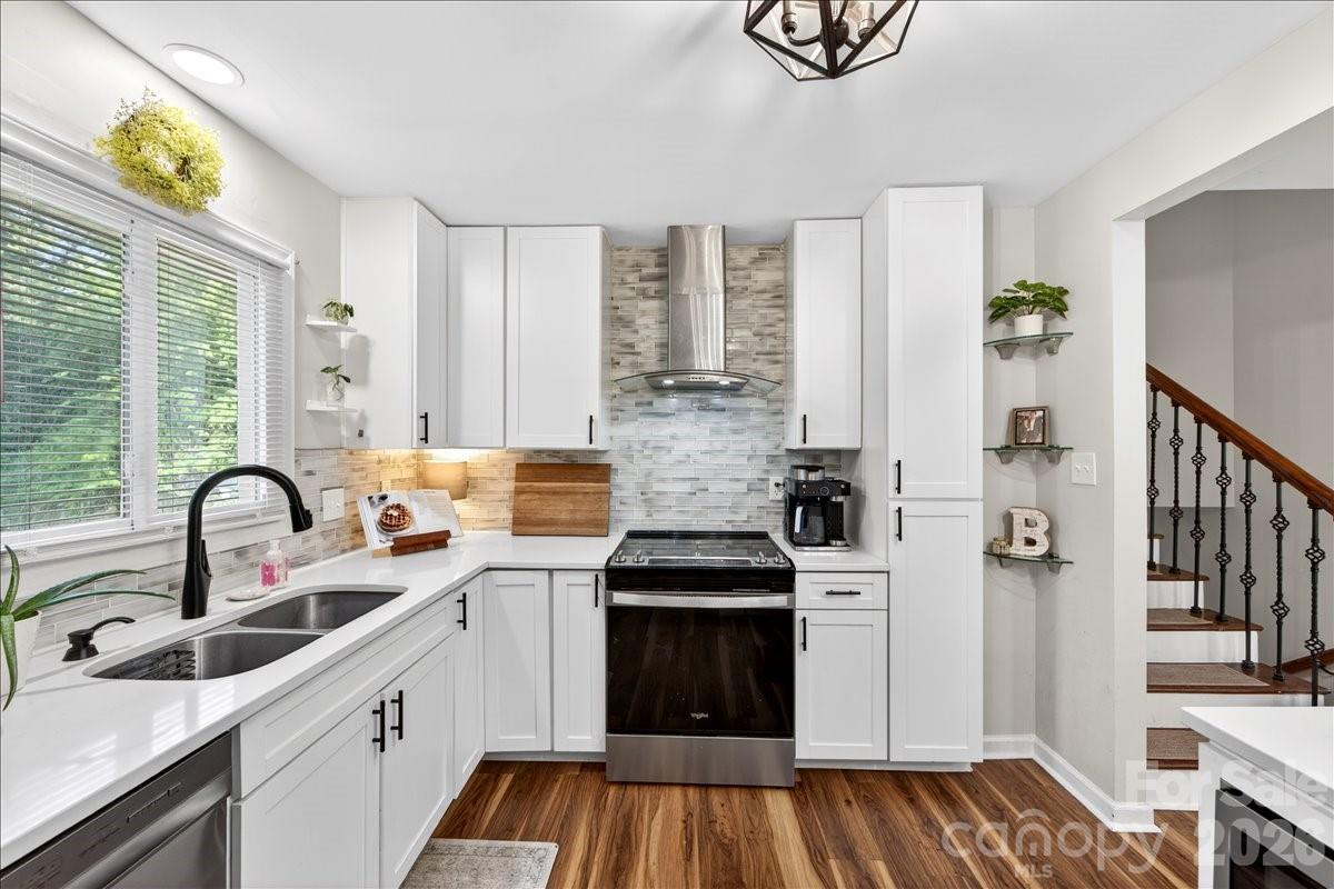 5907 Bluebonnet Road — Charlotte