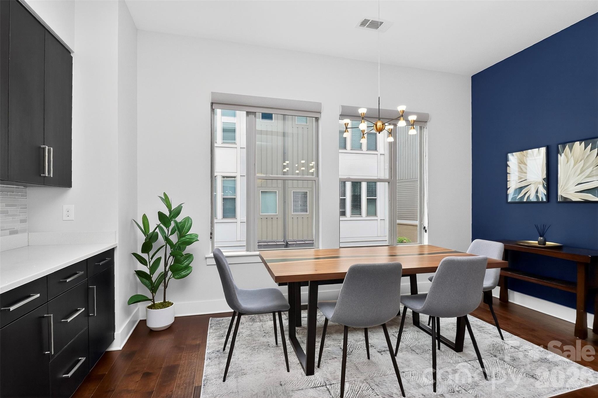 231 Doggett Street — Charlotte