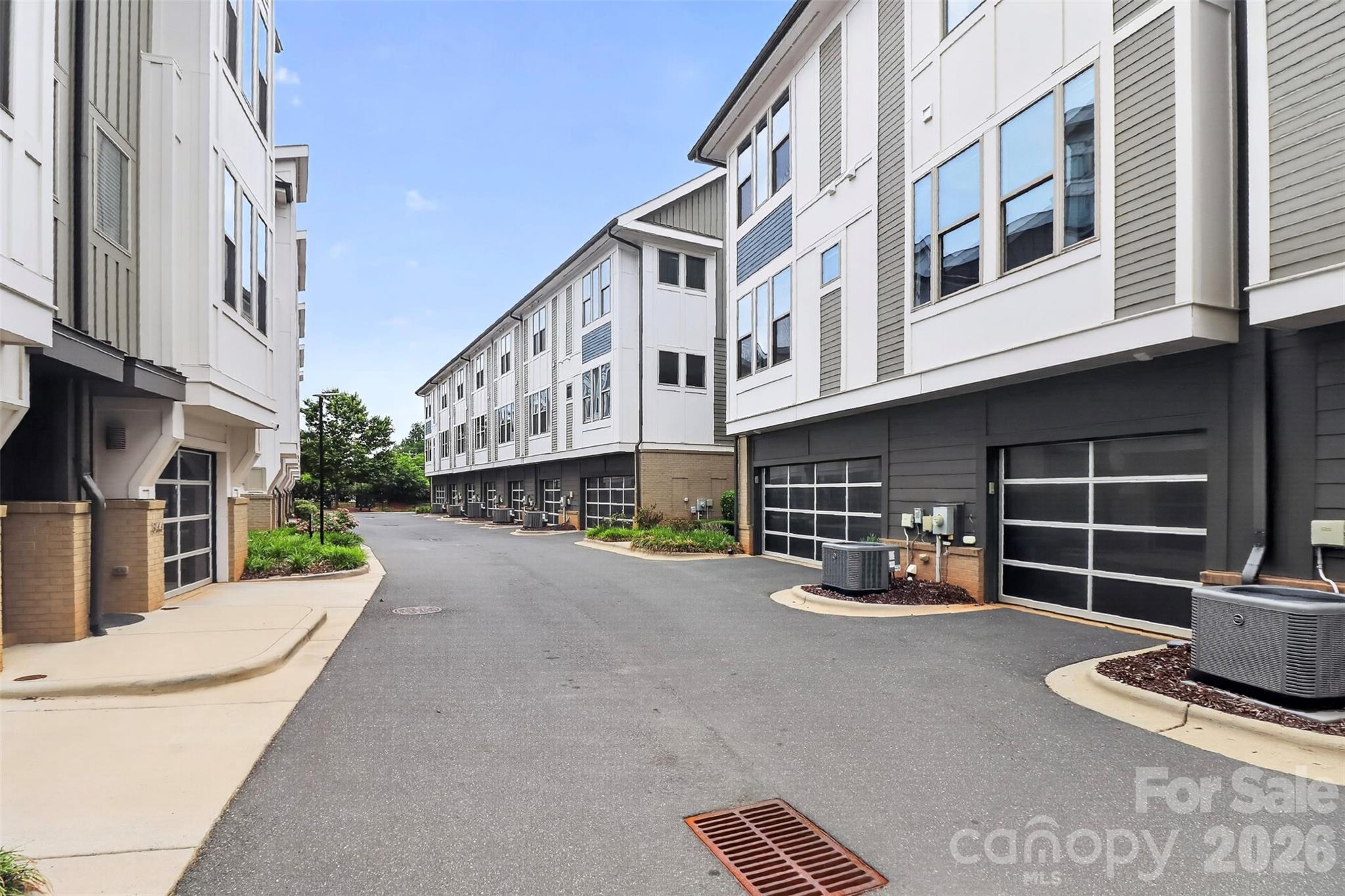 231 Doggett Street — Charlotte