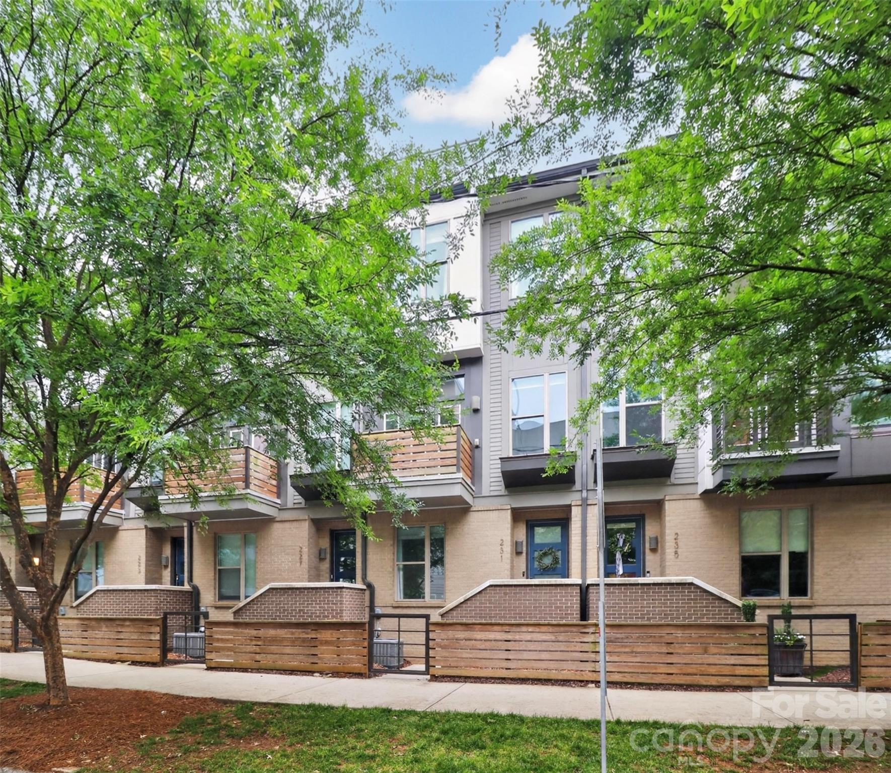 231 Doggett Street — Charlotte
