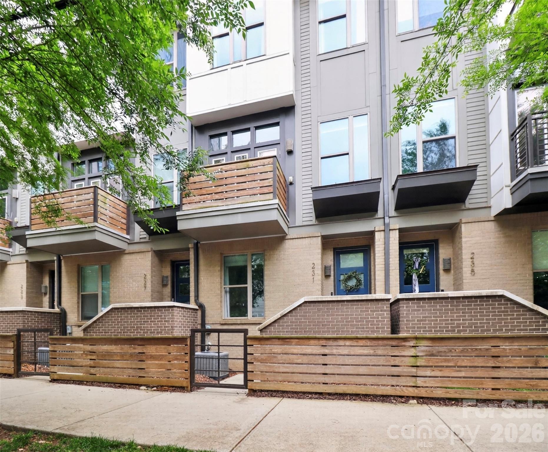 231 Doggett Street — Charlotte