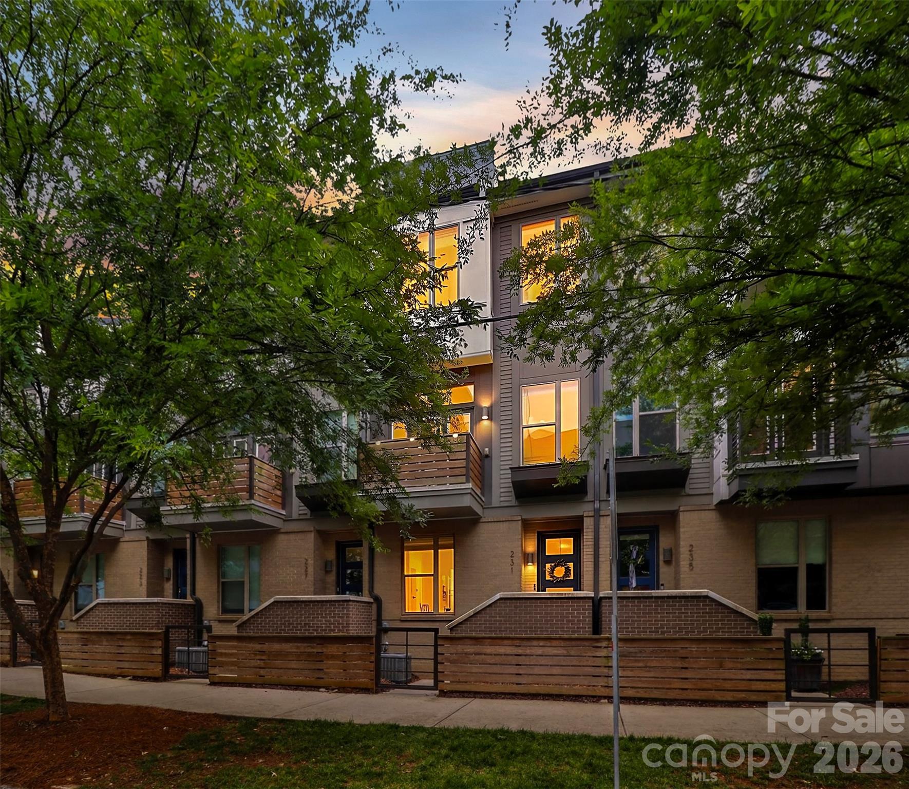 231 Doggett Street — Charlotte