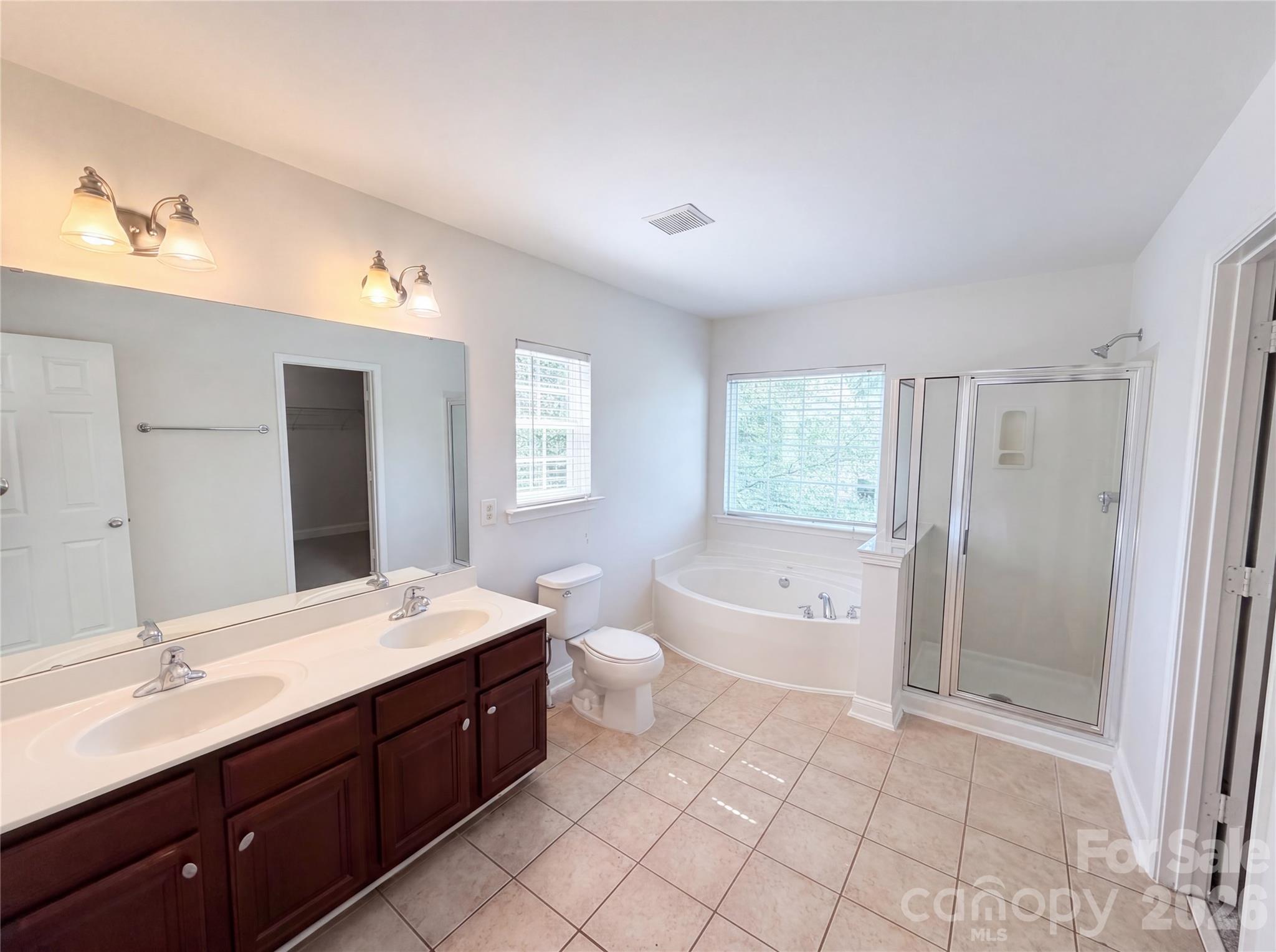 10016 Markus Drive — Charlotte