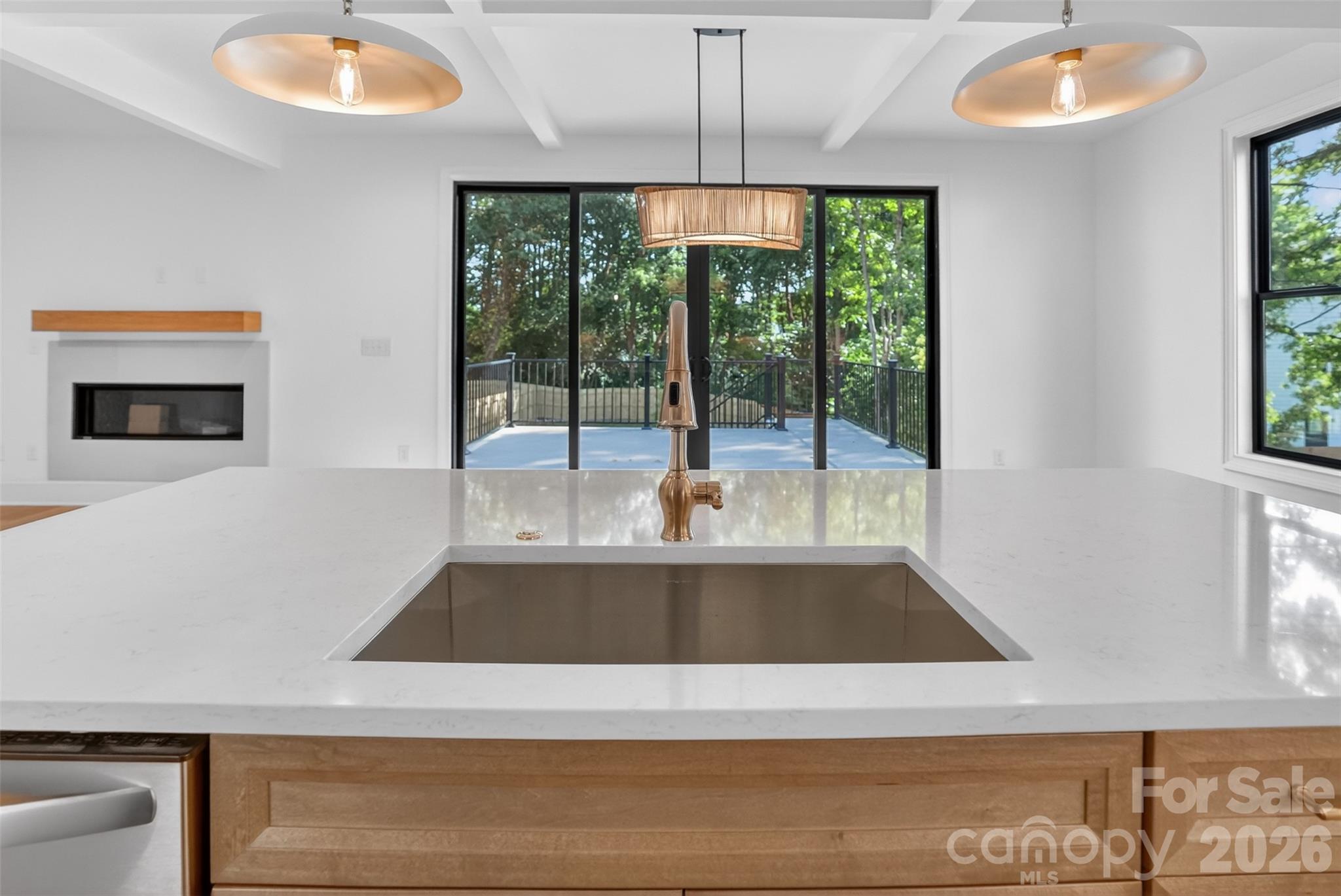 421 W Cama Street — Charlotte