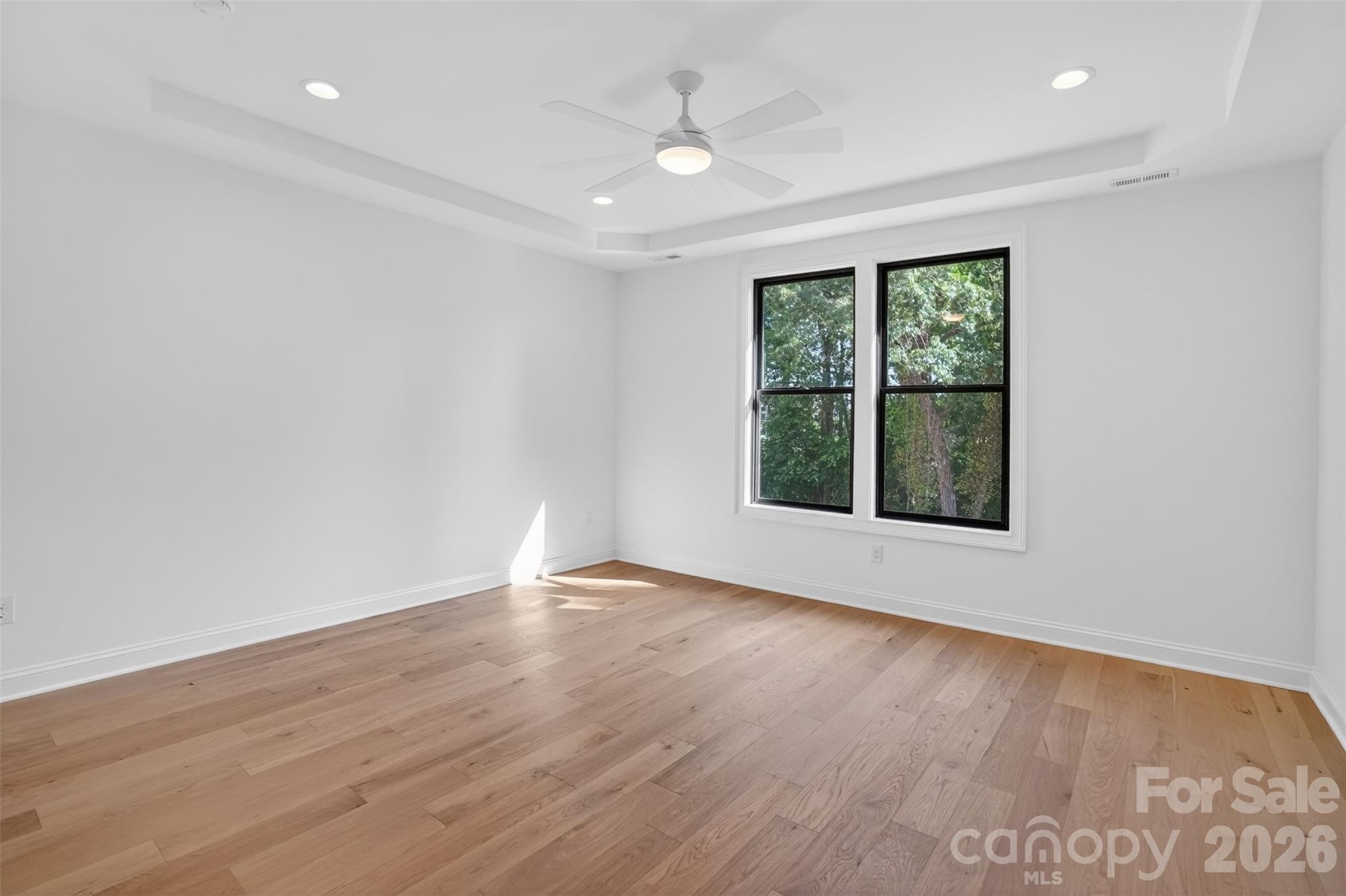 421 W Cama Street — Charlotte