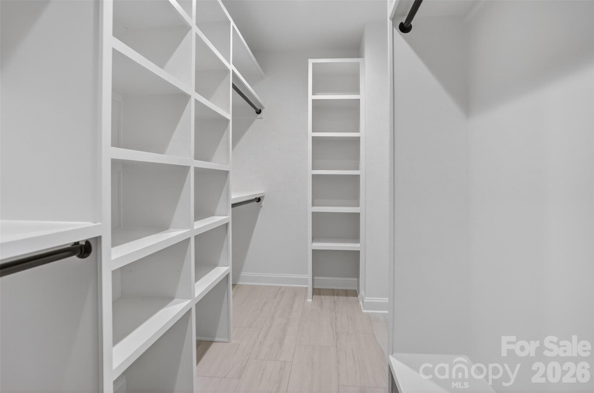 421 W Cama Street — Charlotte