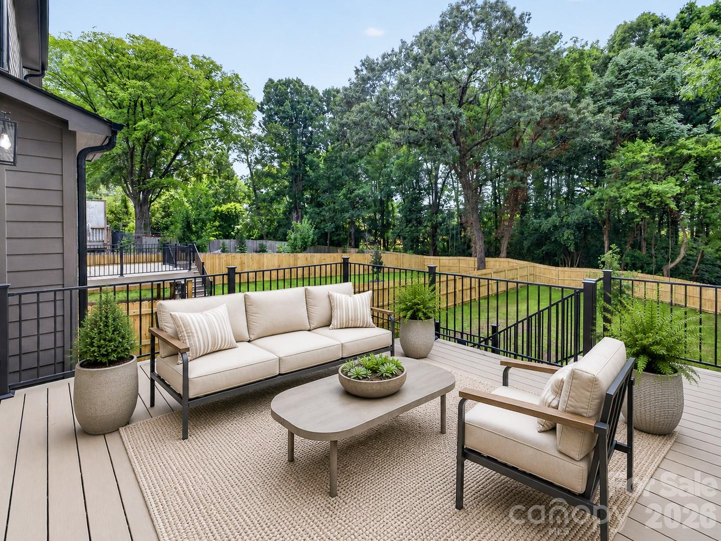 421 W Cama Street — Charlotte