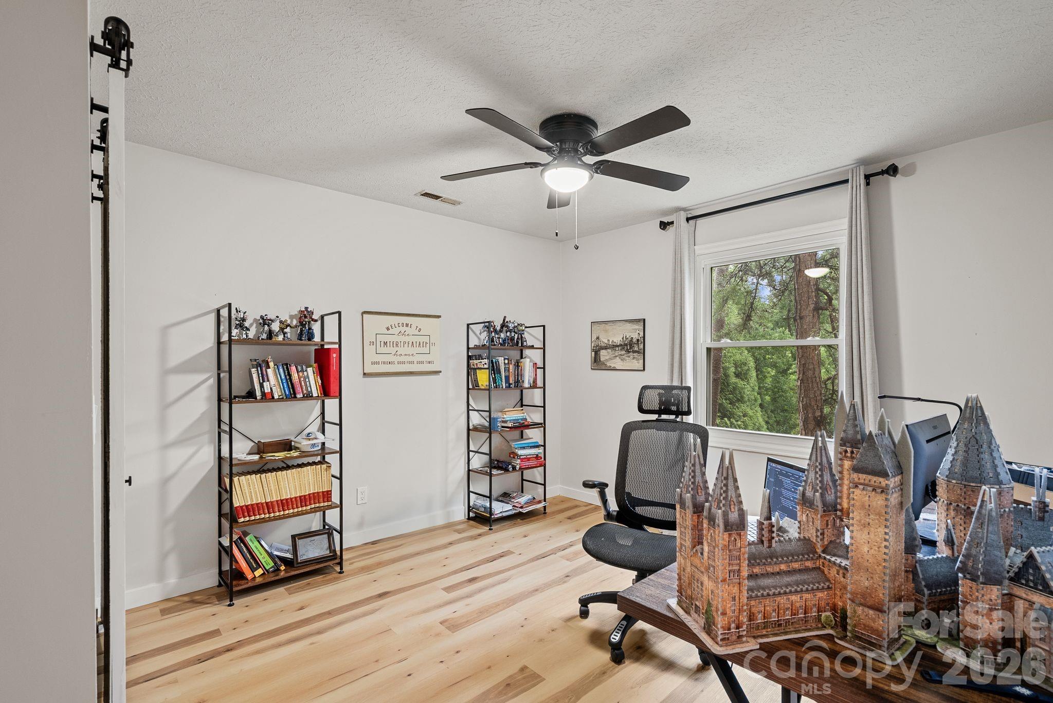 4 Beechwood Lakes Drive — Hendersonville