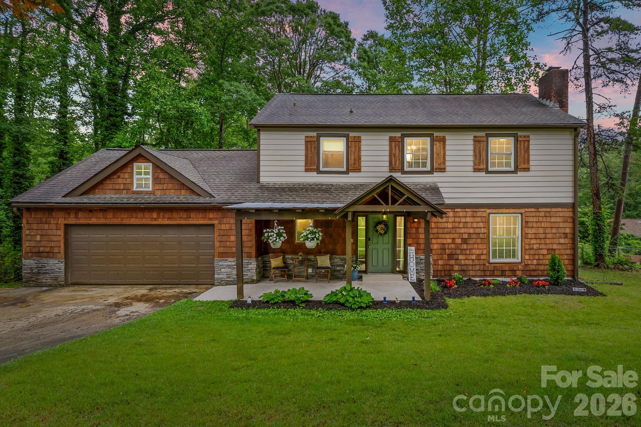 4 Beechwood Lakes Drive — Hendersonville