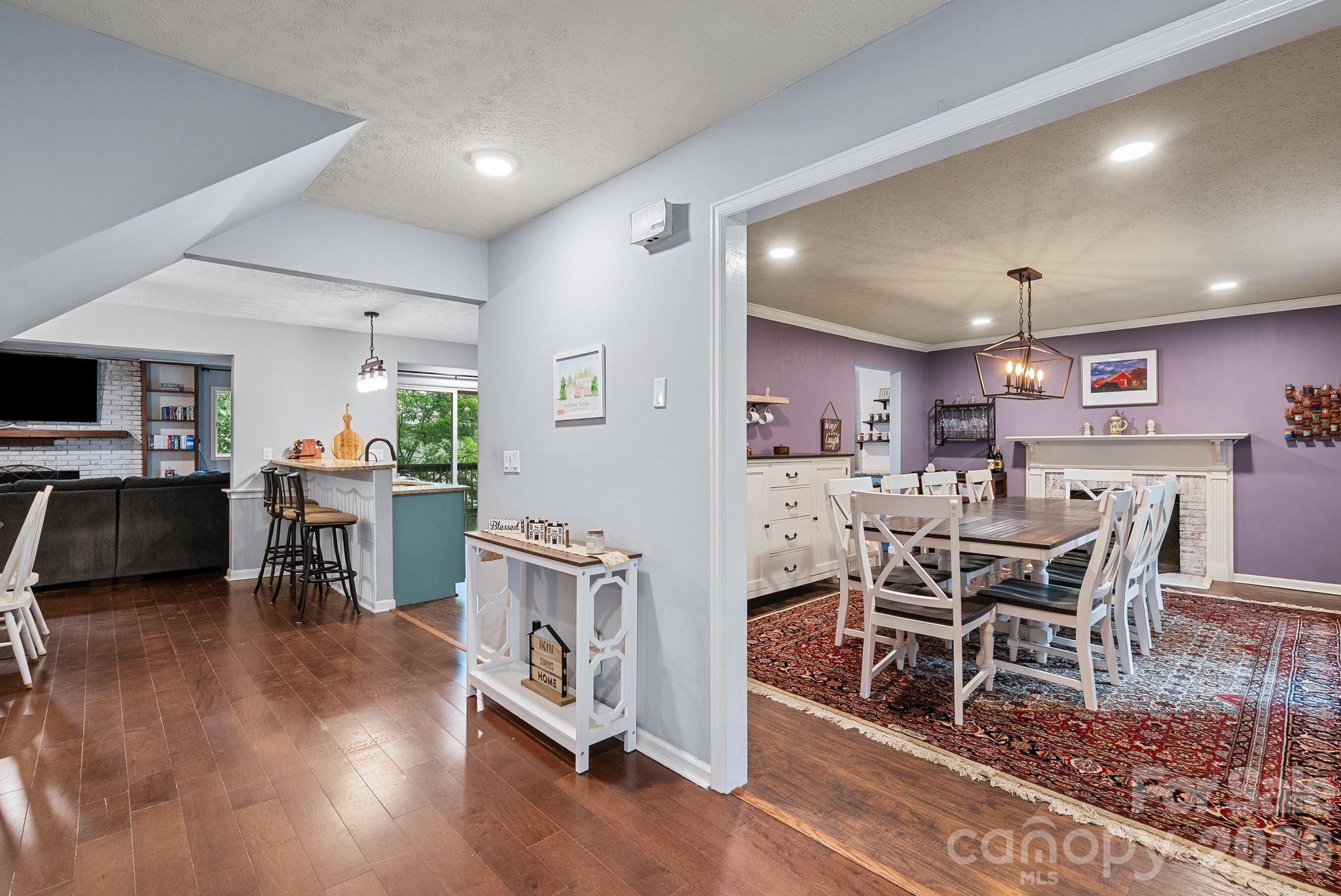 4 Beechwood Lakes Drive — Hendersonville