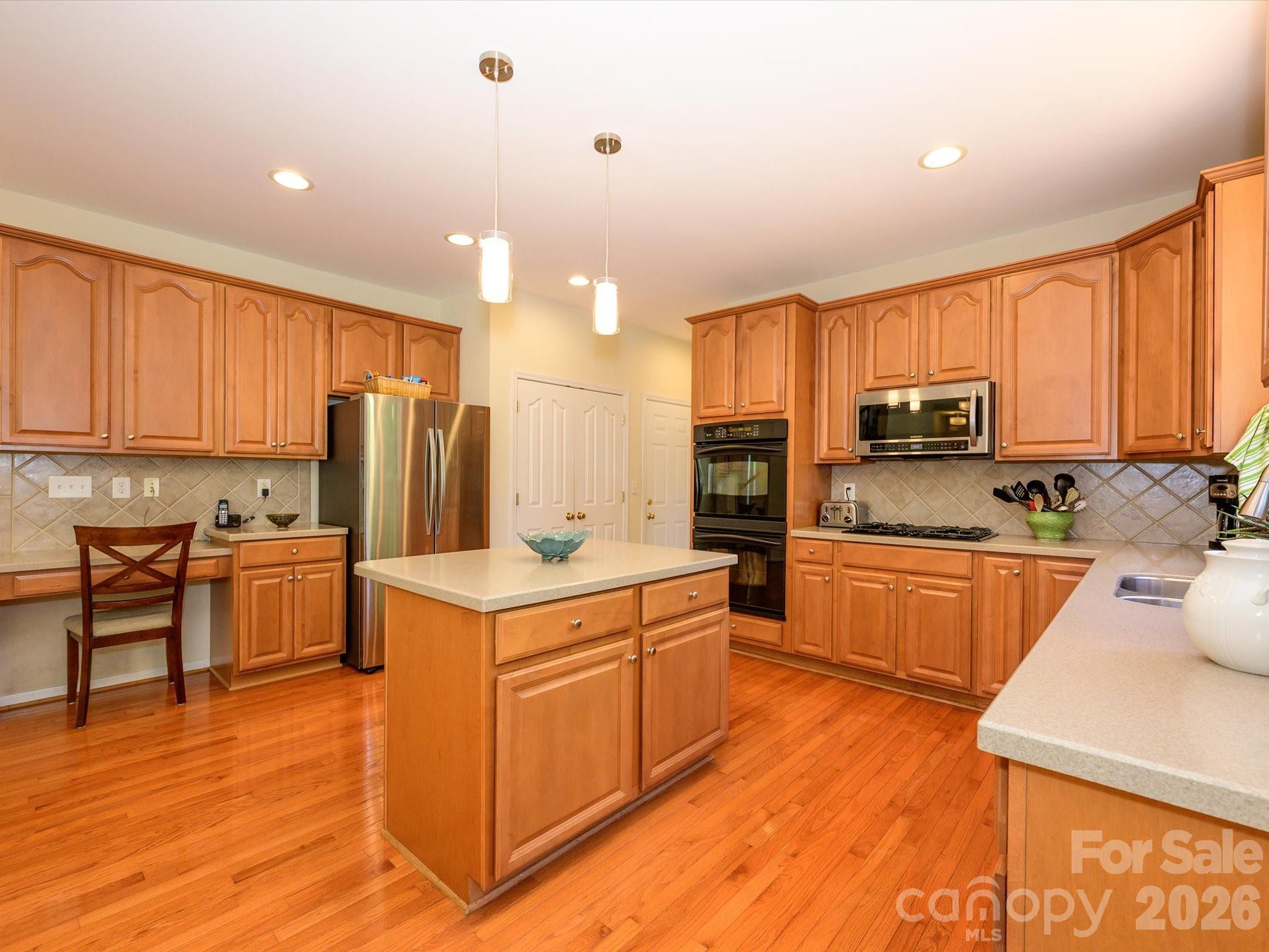 2172 Woodstream Road — Harrisburg