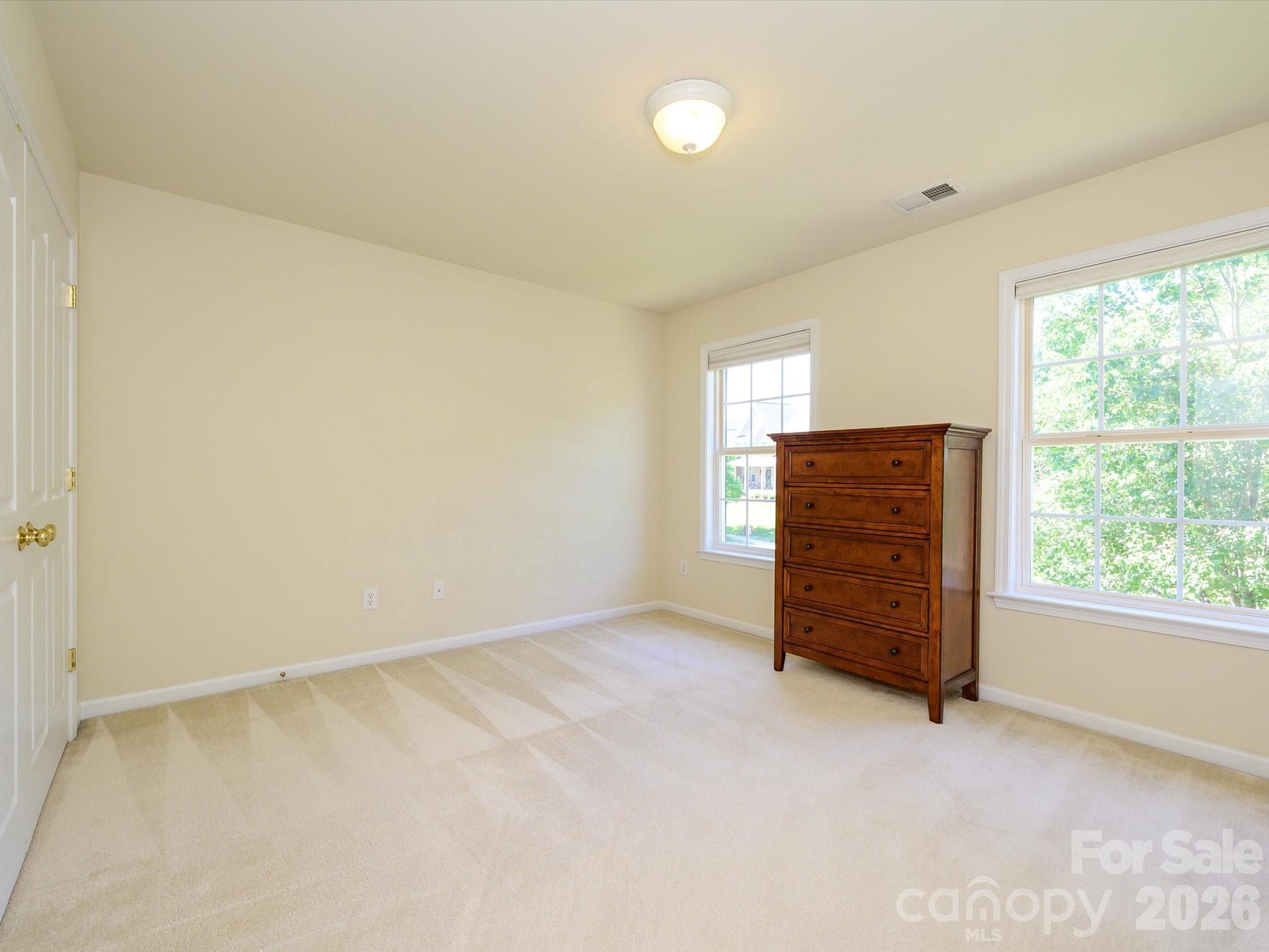 2172 Woodstream Road — Harrisburg
