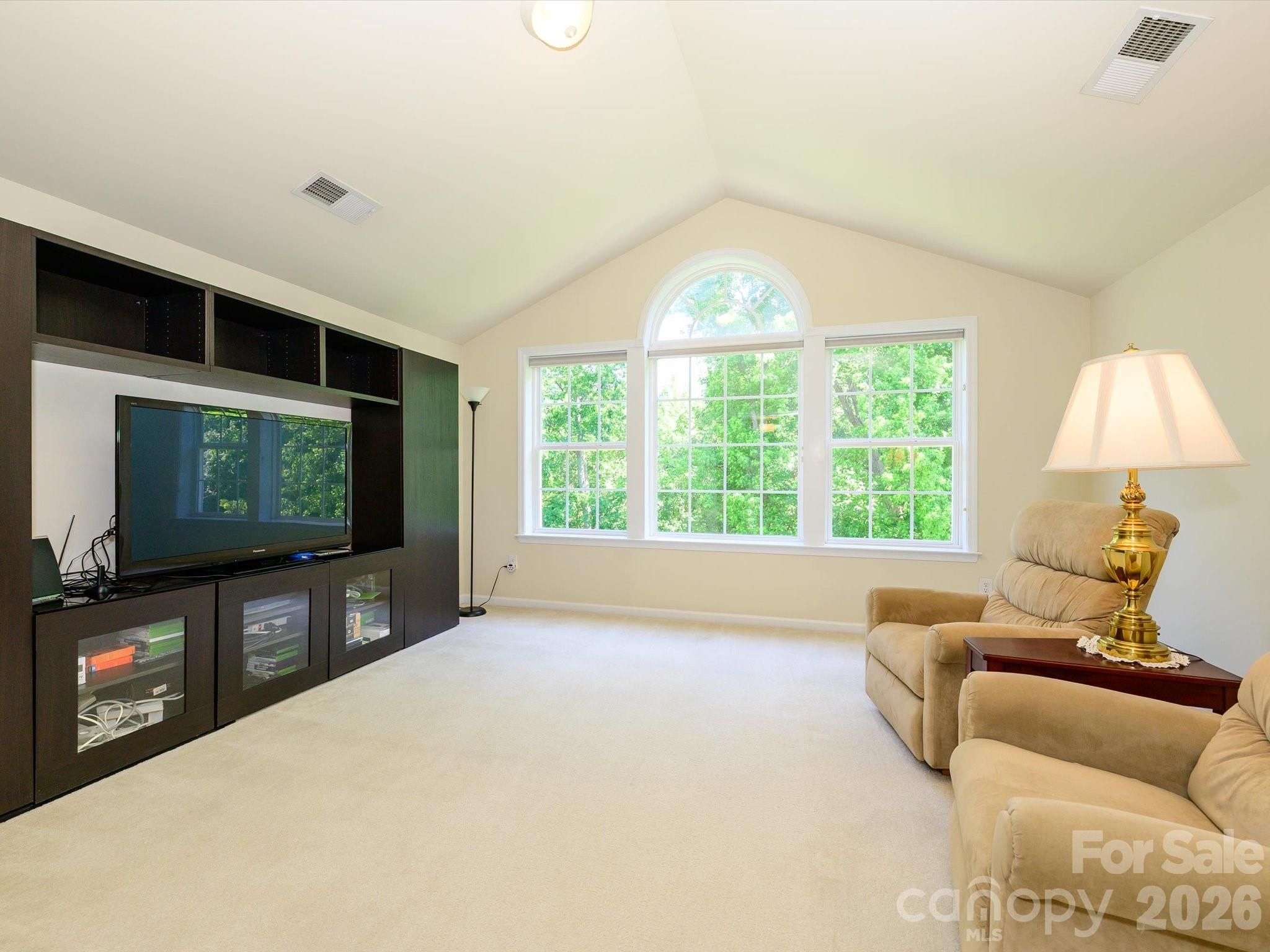 2172 Woodstream Road — Harrisburg