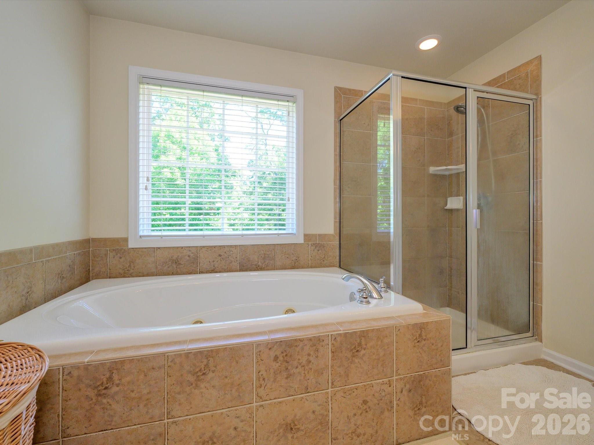 2172 Woodstream Road — Harrisburg