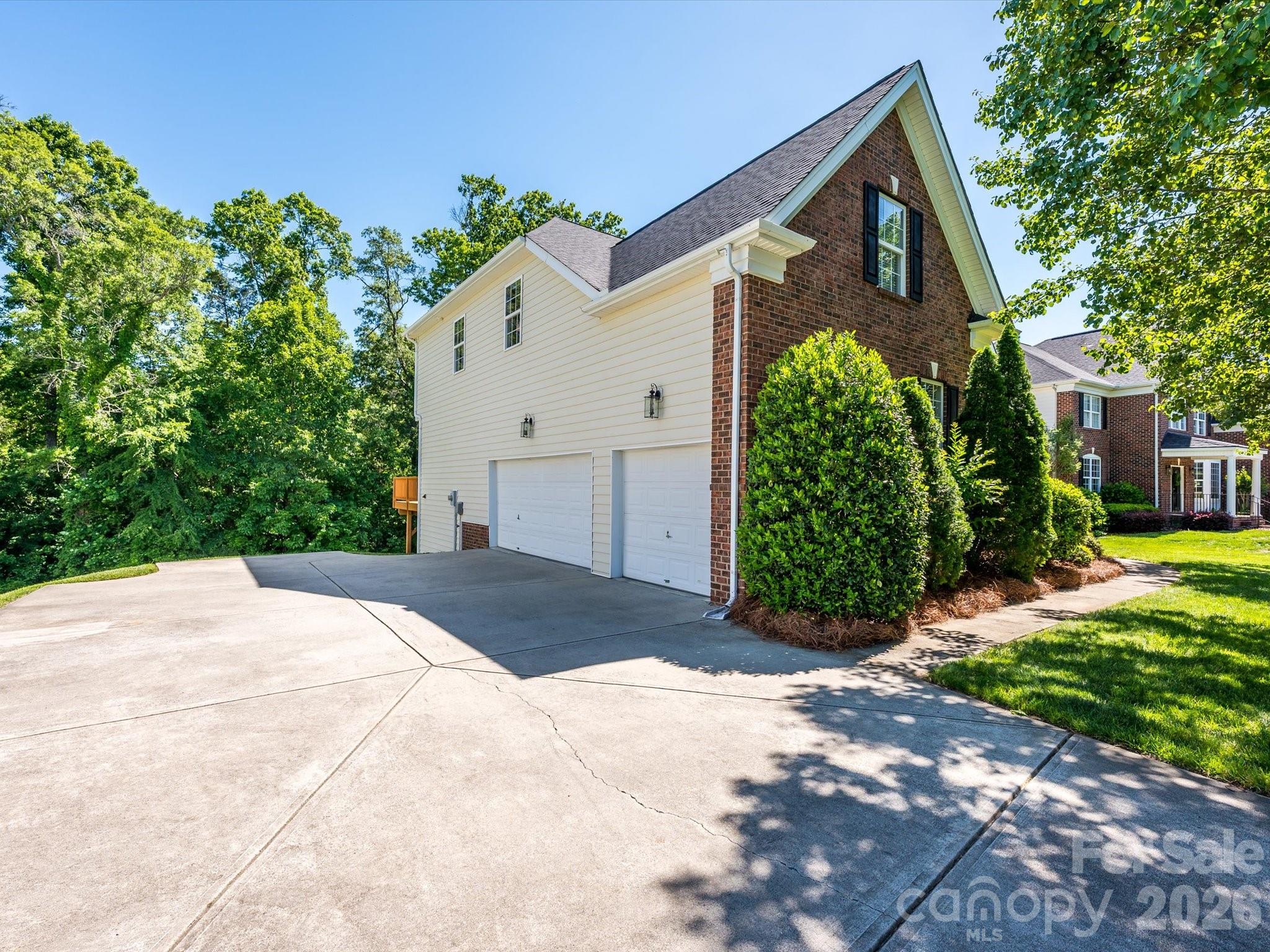 2172 Woodstream Road — Harrisburg