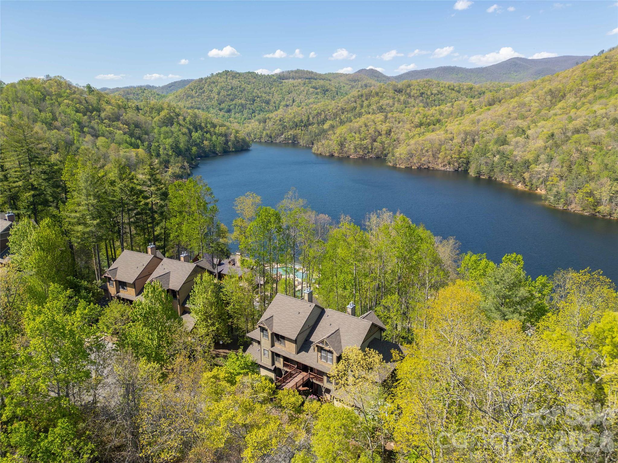 103 Southshore Drive #1 — Tuckasegee